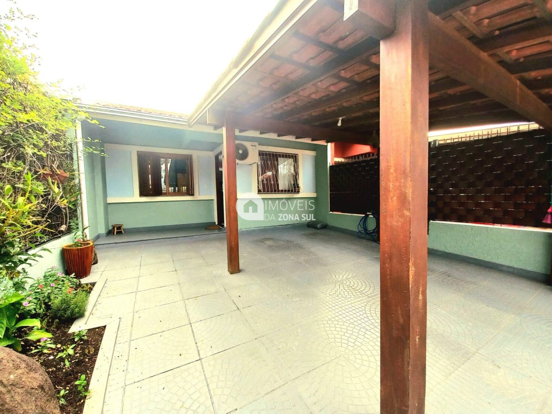 Casa para Vender com 2 vagas de garagem com 2 quartos 1 banheiro no bairro Hípica em Porto Alegre/RS