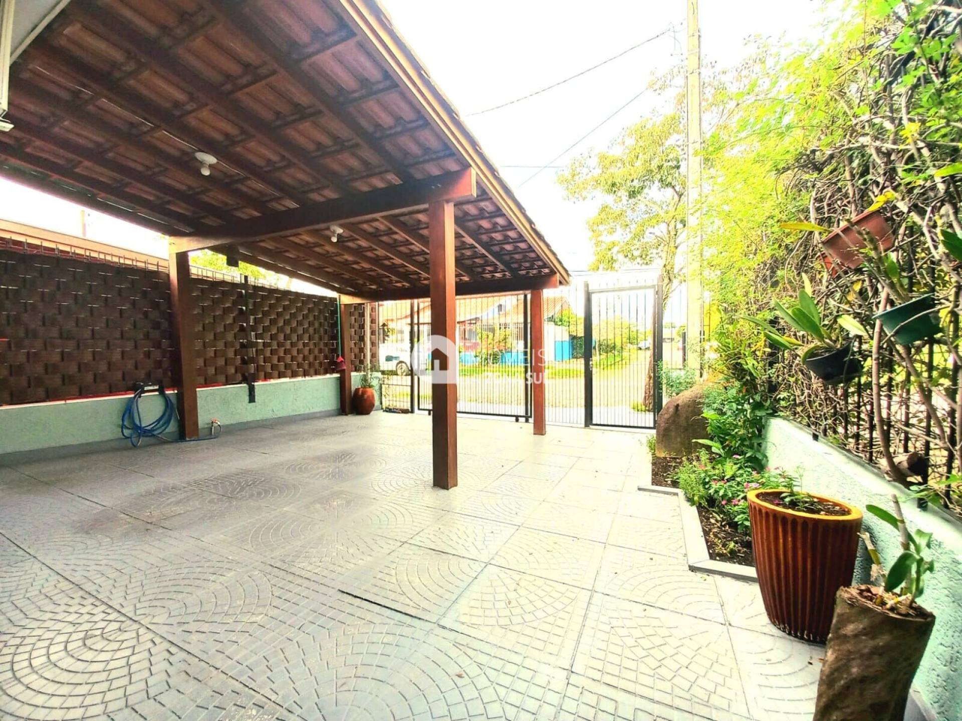 Casa para Vender com 2 vagas de garagem com 2 quartos 1 banheiro no bairro Hípica em Porto Alegre/RS