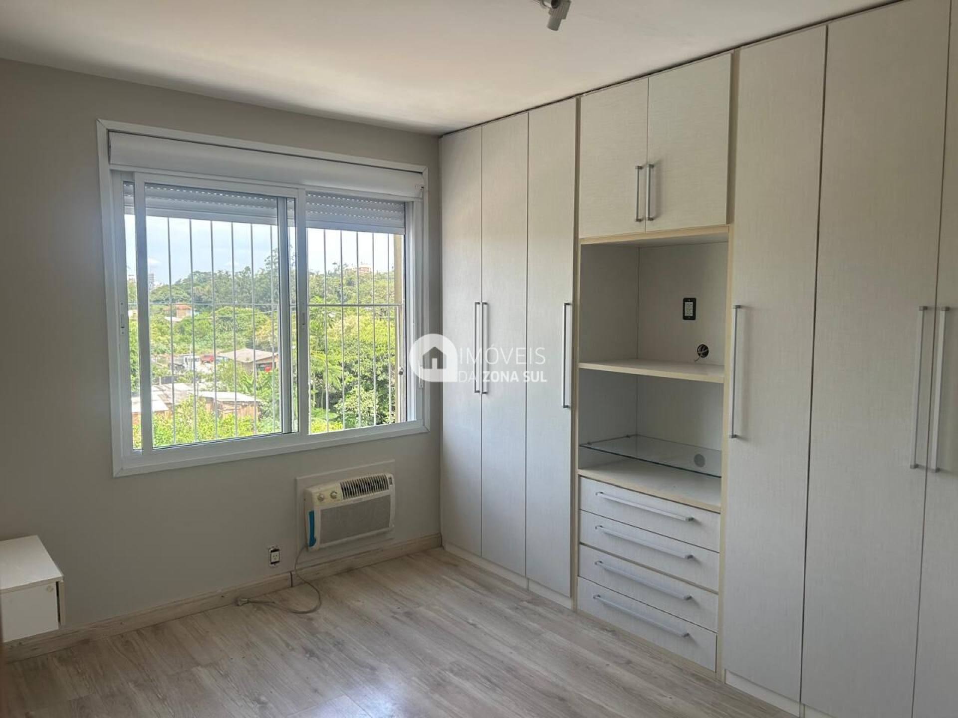 Ótimo apartamento de 2 Dormitórios próximo ao Barra Shopping