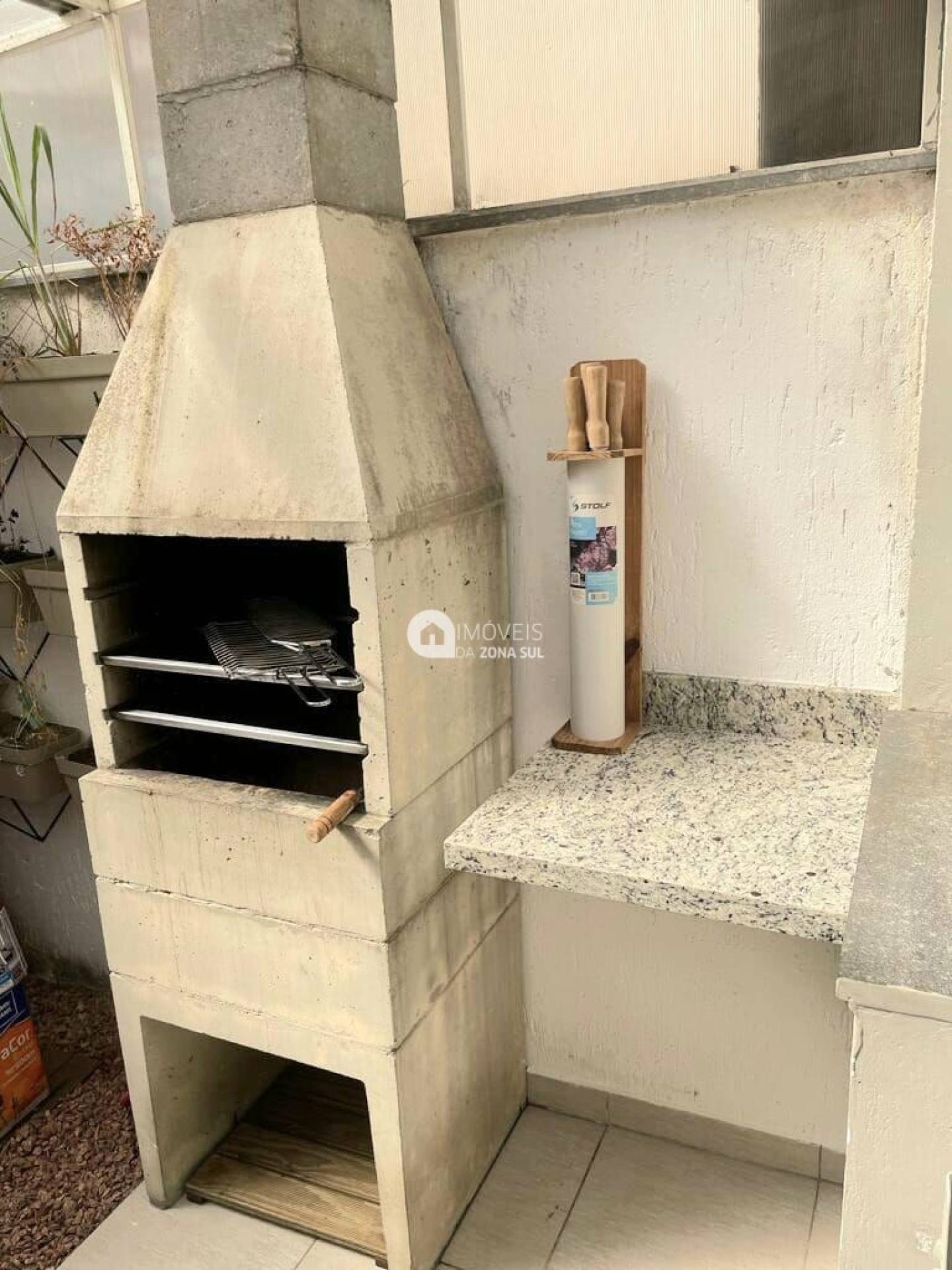 Casa para Vender com 1 vaga de garagem com 2 quartos 2 banheiros 1 suíte no bairro Hípica em Porto Alegre/RS