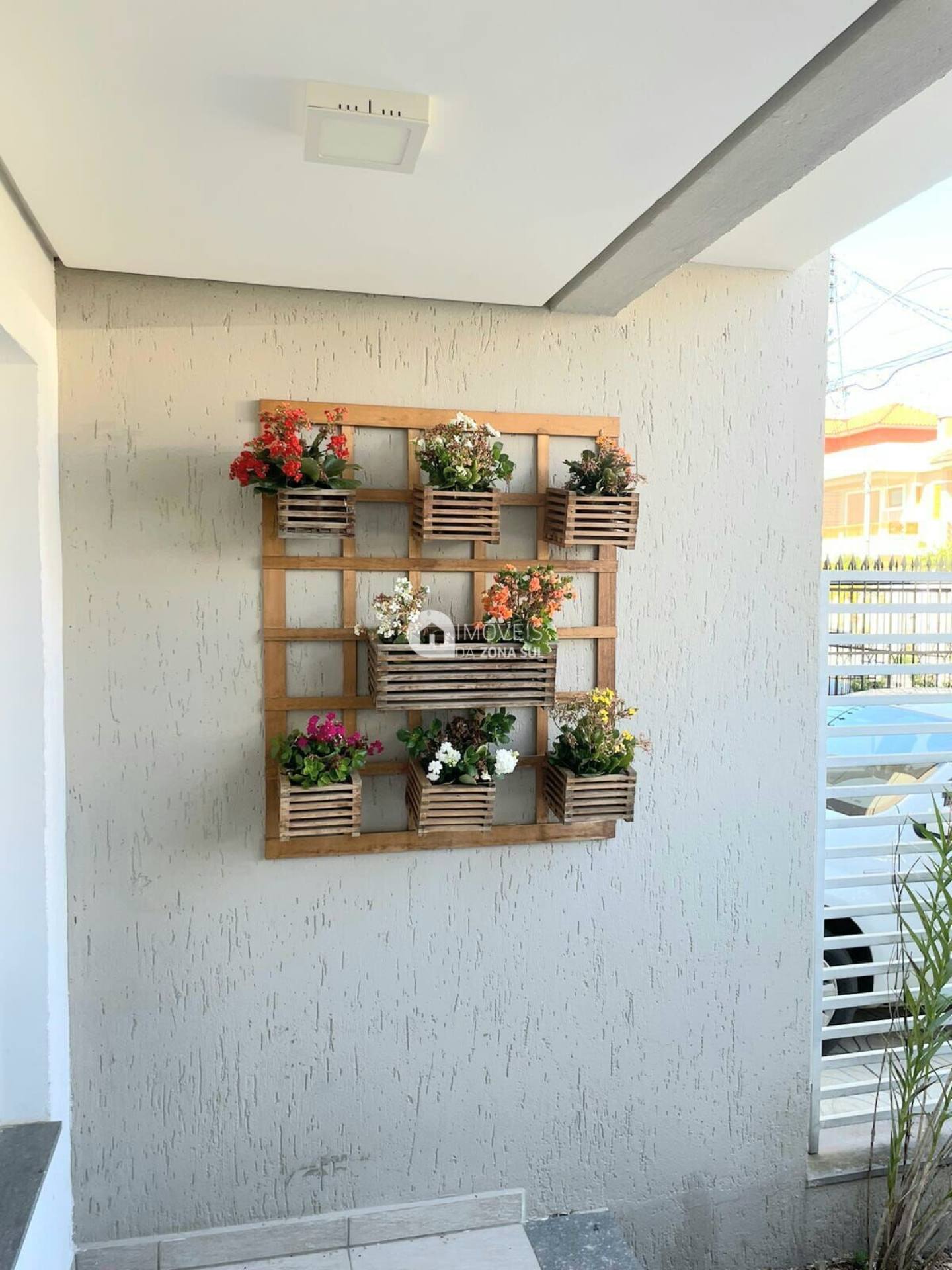 Casa para Vender com 1 vaga de garagem com 2 quartos 2 banheiros 1 suíte no bairro Hípica em Porto Alegre/RS