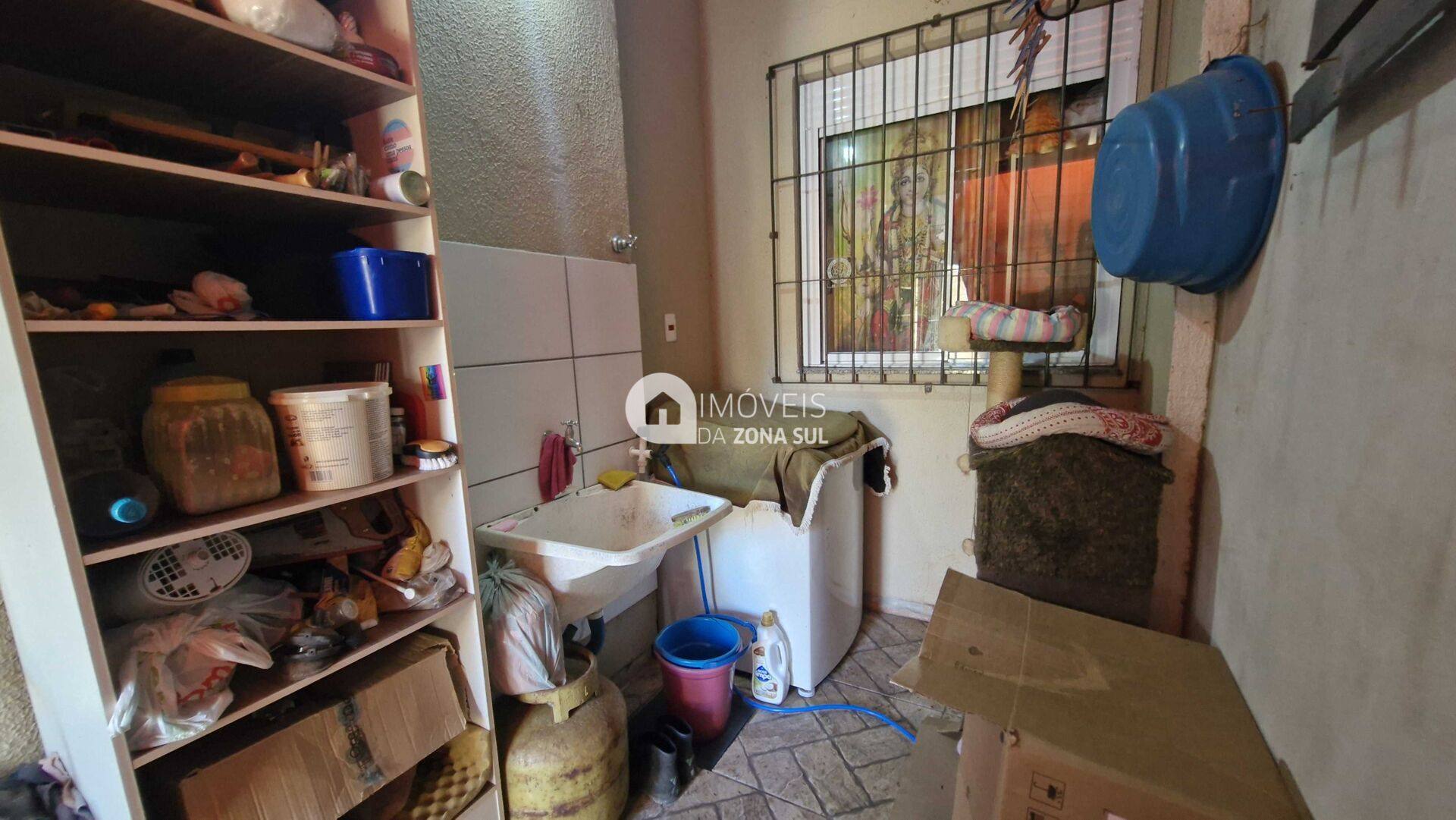 Casa para Vender com 1 vaga de garagem com 2 quartos 1 banheiro no bairro Restinga em Porto Alegre/RS