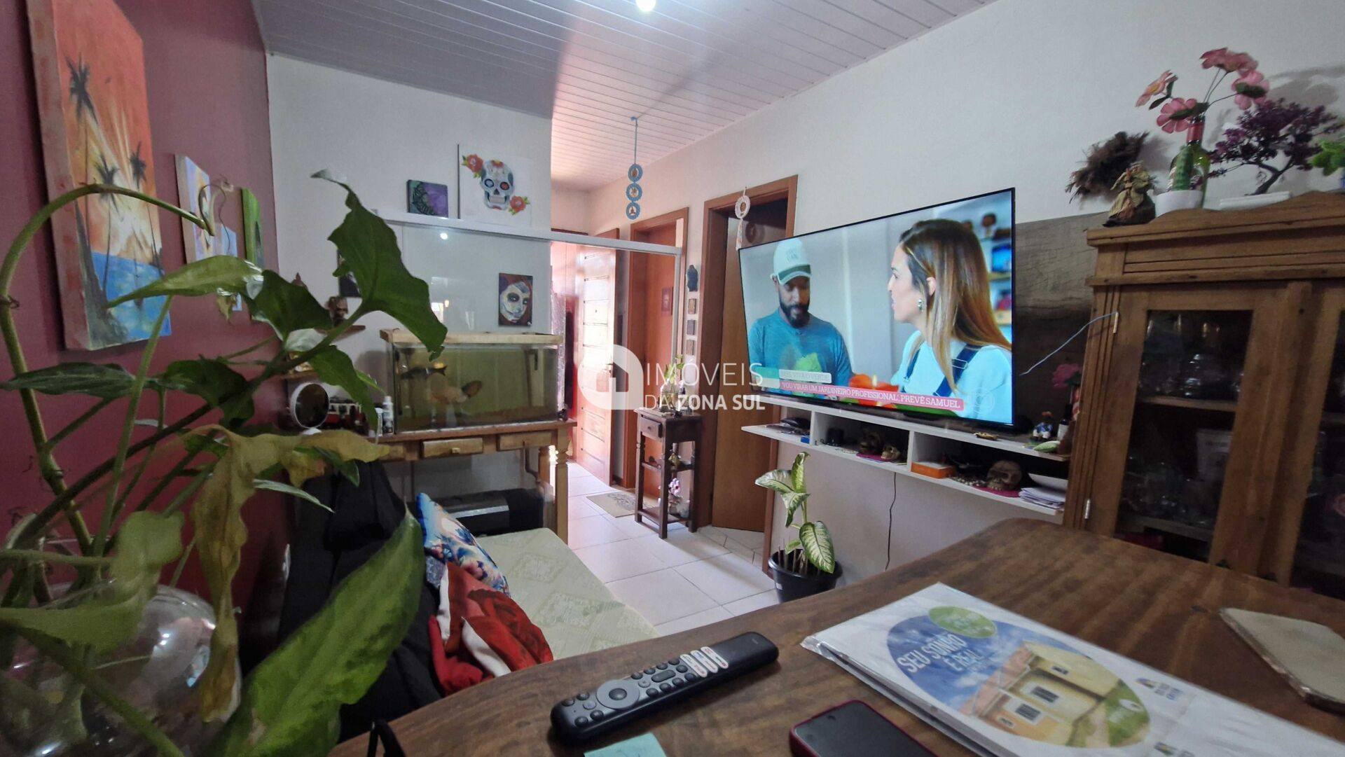 Casa para Vender com 1 vaga de garagem com 2 quartos 1 banheiro no bairro Restinga em Porto Alegre/RS