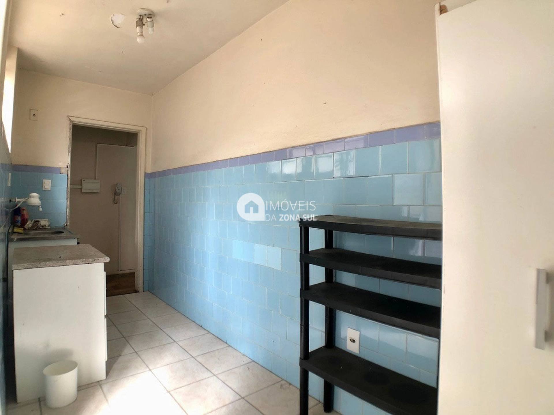 Apartamento para Vender com 1 vaga de garagem com 2 quartos 1 banheiro no bairro Jardim Botânico em Porto Alegre/RS