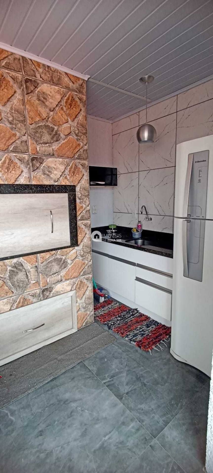 Casa 2 dormitórios Moradas
