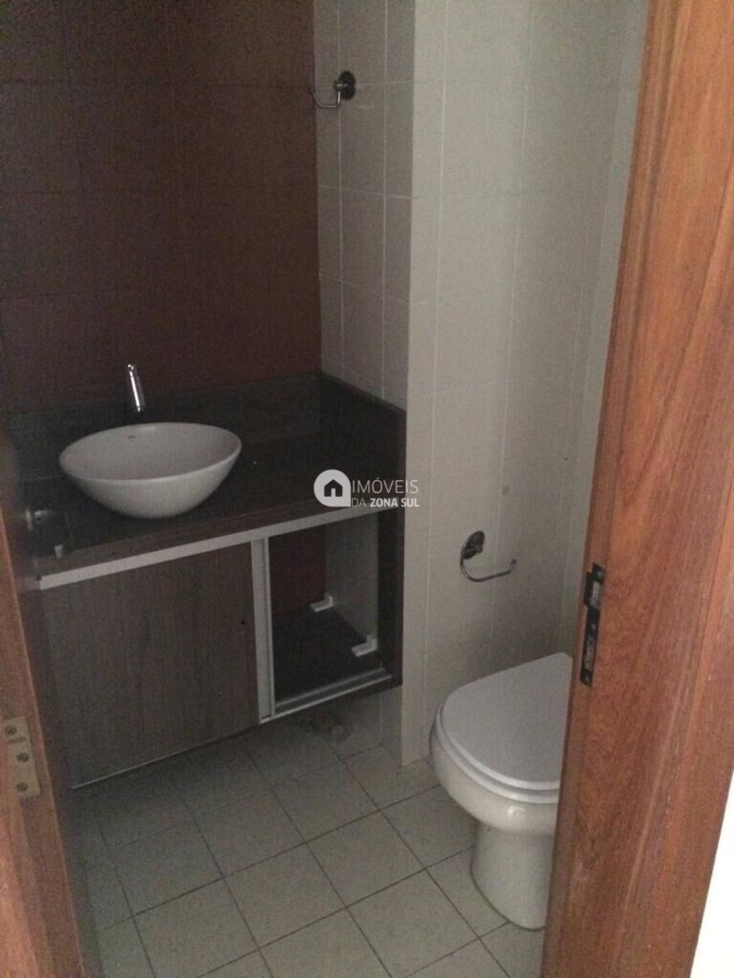 Sala para Vender com 1 banheiro no bairro Menino Deus em Porto Alegre/RS