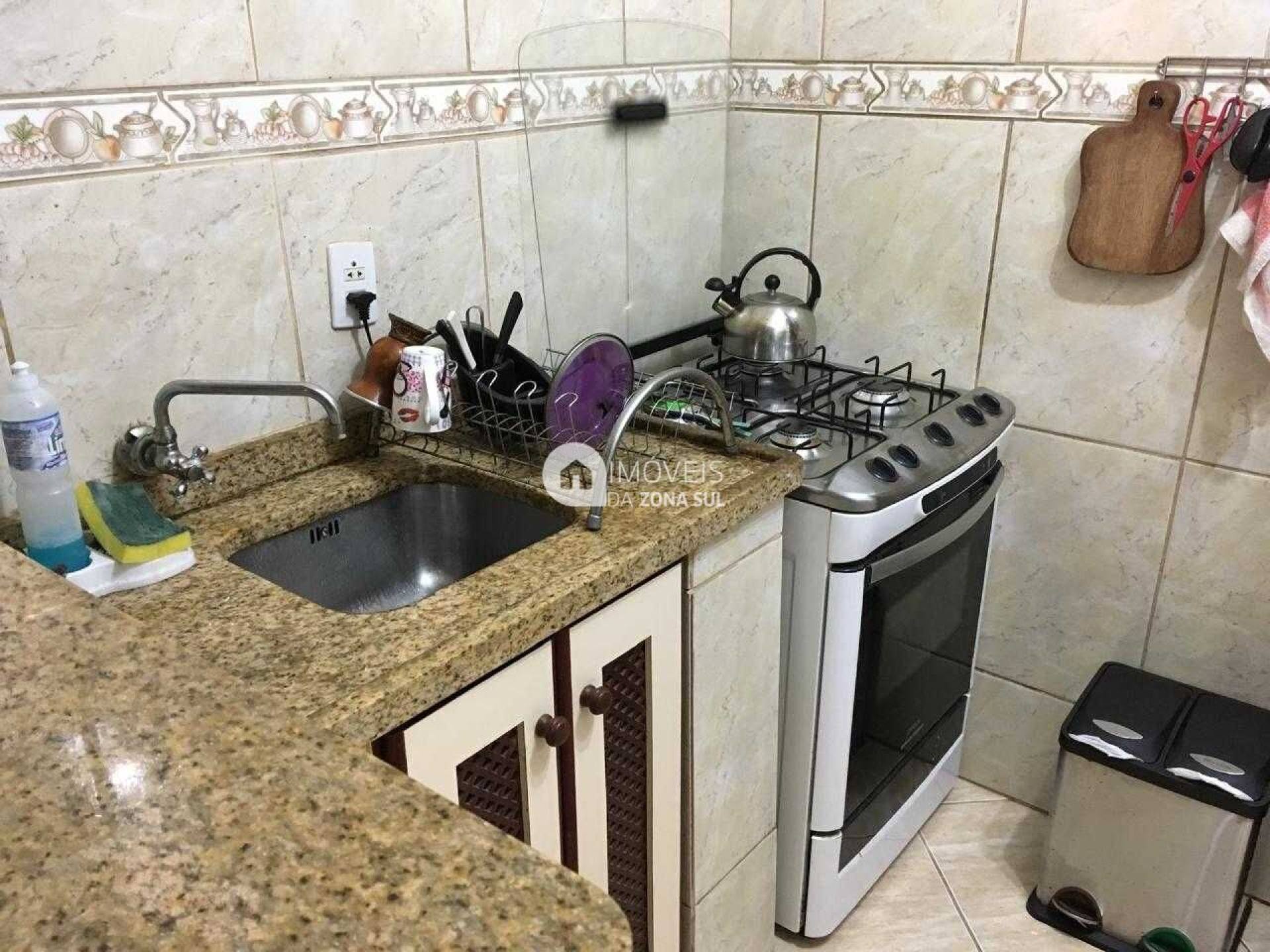Apartamento Térreo com 2 Dormitórios na Orfanatrófio