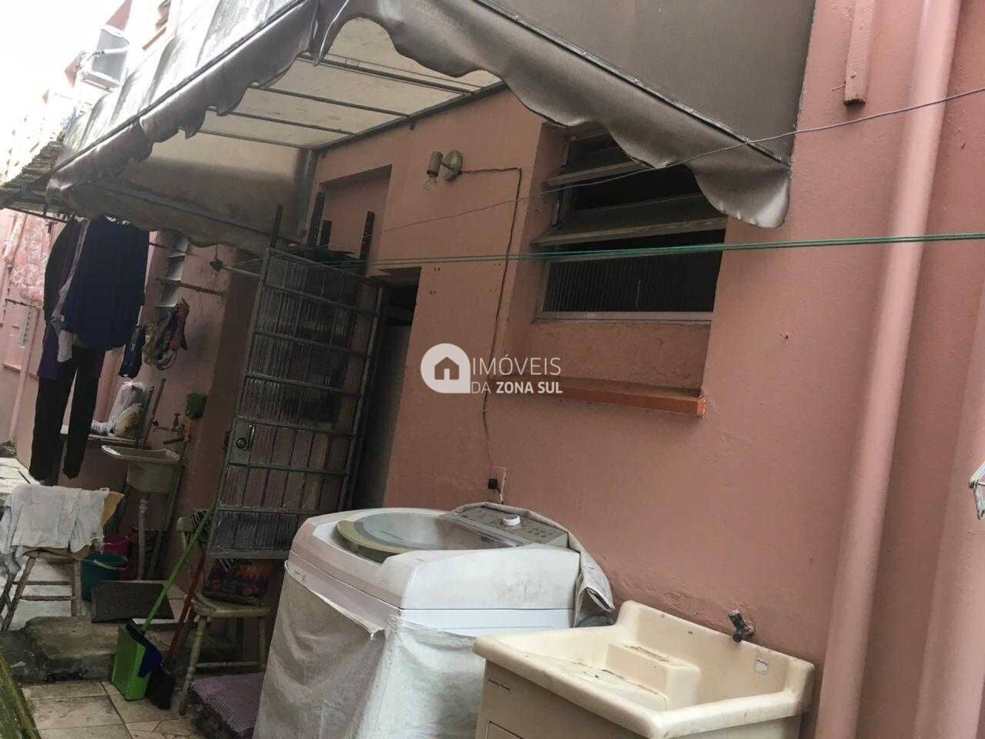 Apartamento Térreo com 2 Dormitórios na Orfanatrófio