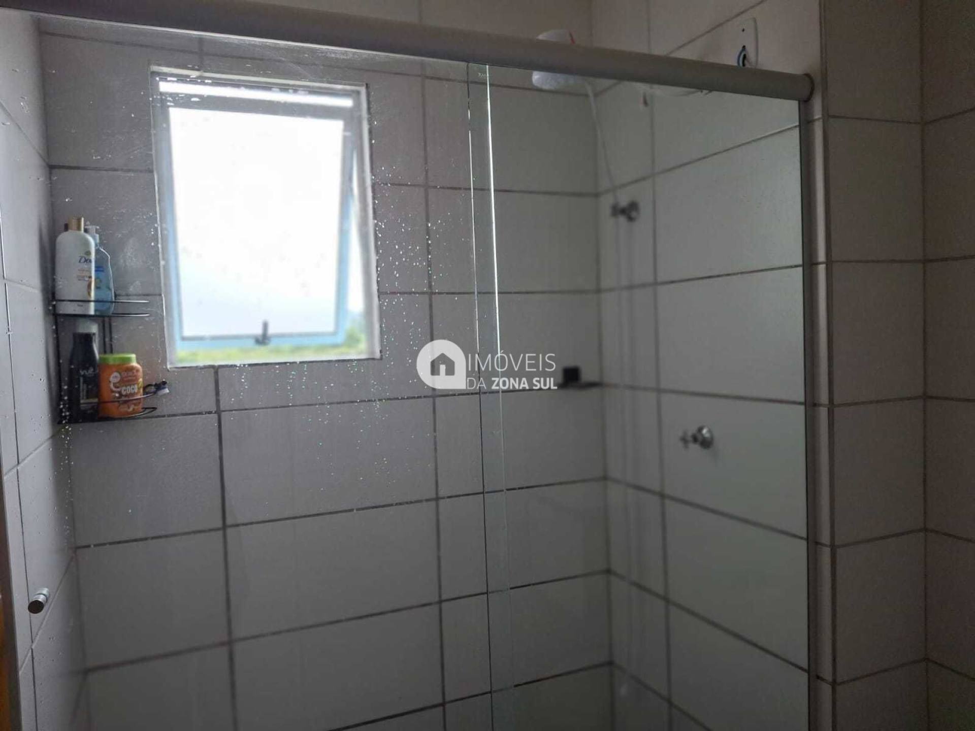 Apartamento no bairro Chapéu do Sol, em Porto Alegre-RS