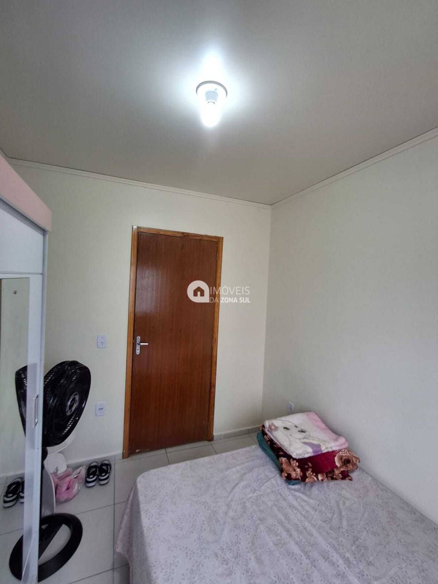 Apartamento no bairro Chapéu do Sol, em Porto Alegre-RS