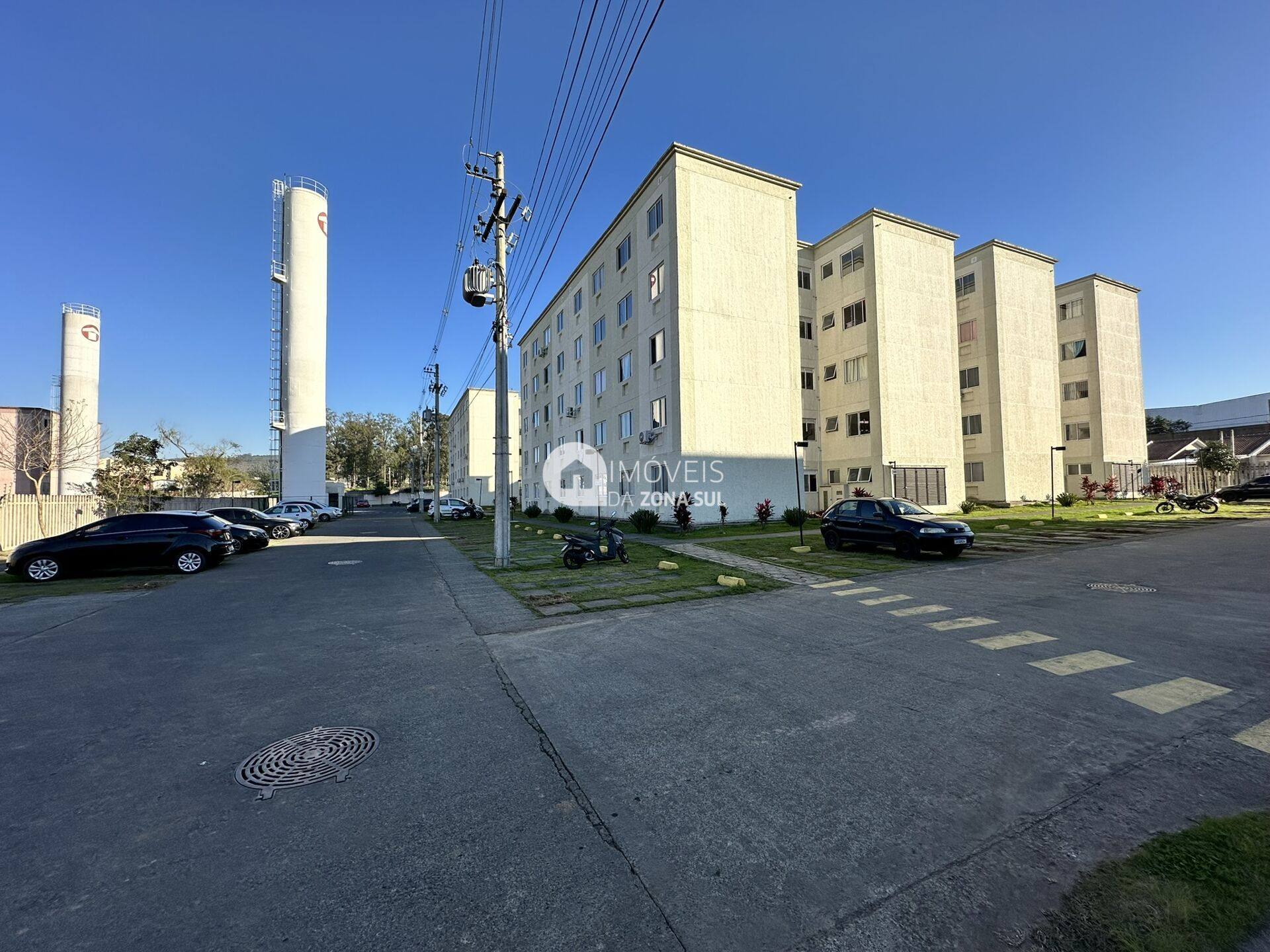 Apartamento para Vender com 1 vaga de garagem com 2 quartos 1 banheiro no bairro Mário Quintana em Porto Alegre/RS