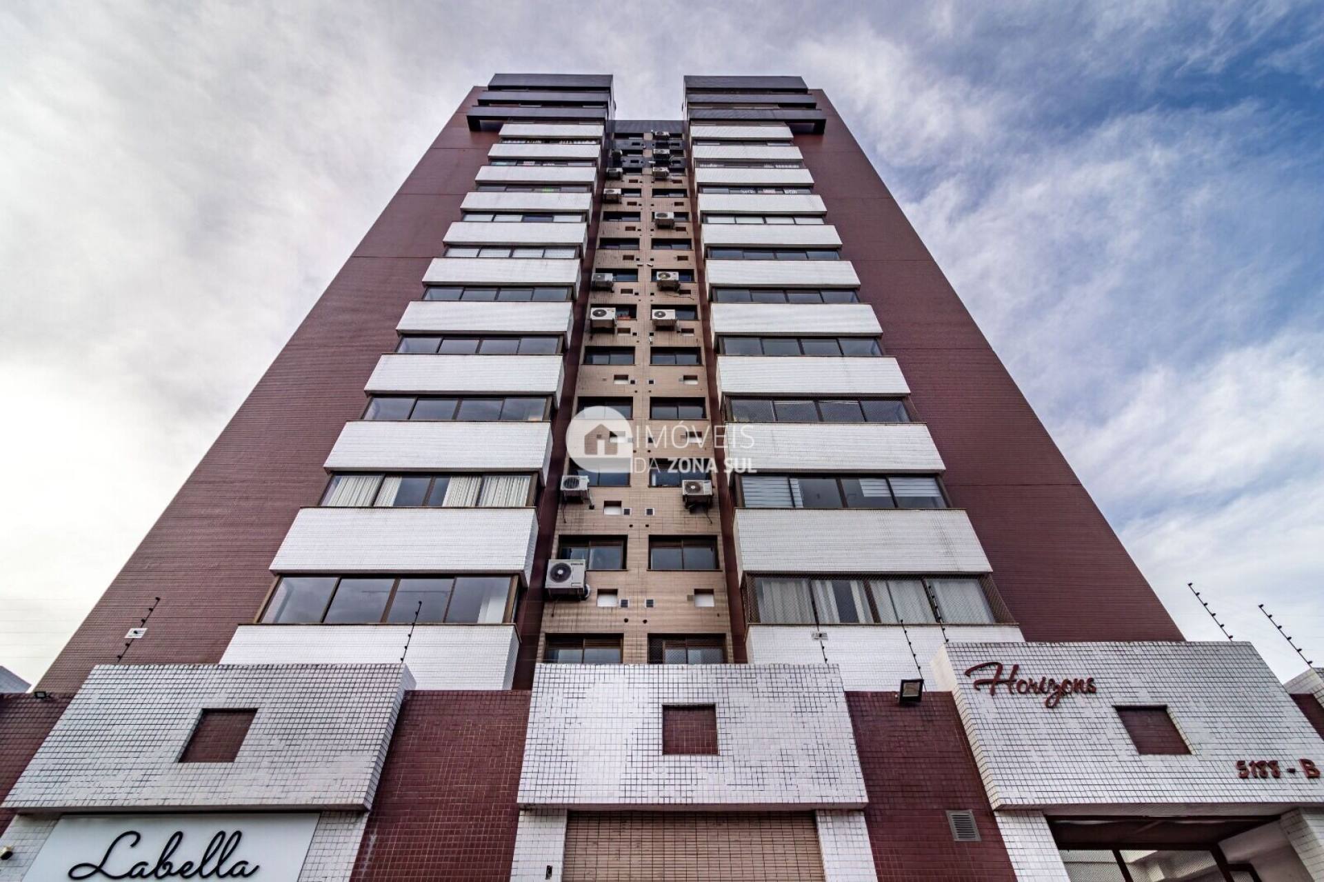 Apartamento para Vender com 2 vagas de garagem com 2 quartos 1 banheiro 1 suíte no bairro Petrópolis em Porto Alegre/RS