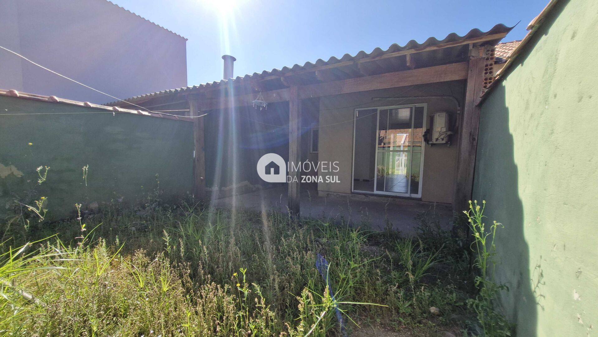 Casa para Vender com 1 vaga de garagem com 2 quartos 1 banheiro no bairro Restinga em Porto Alegre/RS