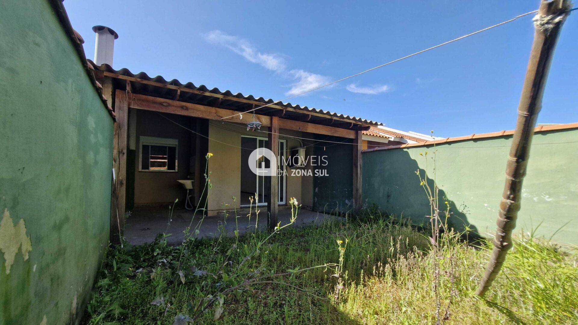 Casa para Vender com 1 vaga de garagem com 2 quartos 1 banheiro no bairro Restinga em Porto Alegre/RS