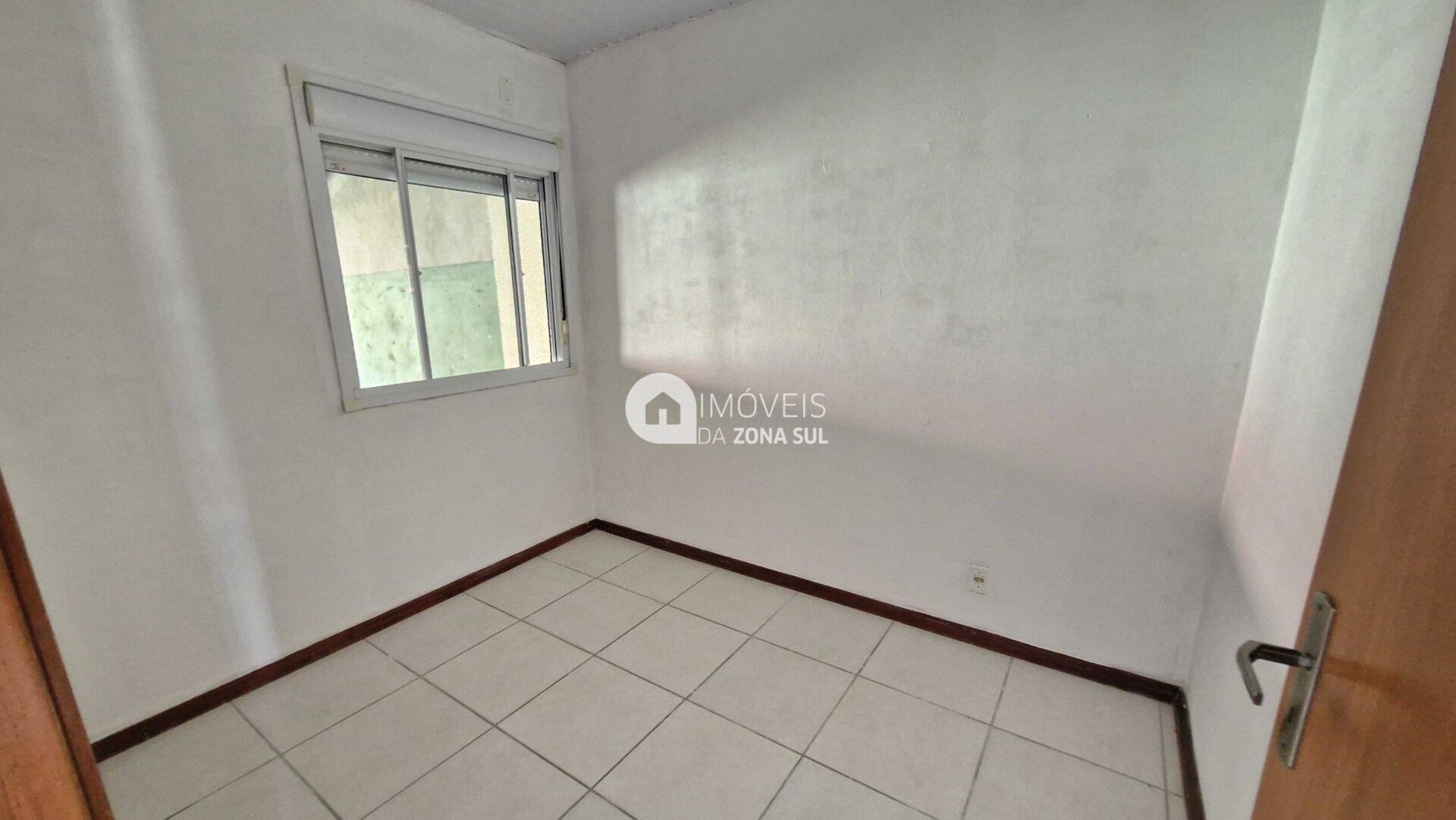 Casa para Vender com 1 vaga de garagem com 2 quartos 1 banheiro no bairro Restinga em Porto Alegre/RS