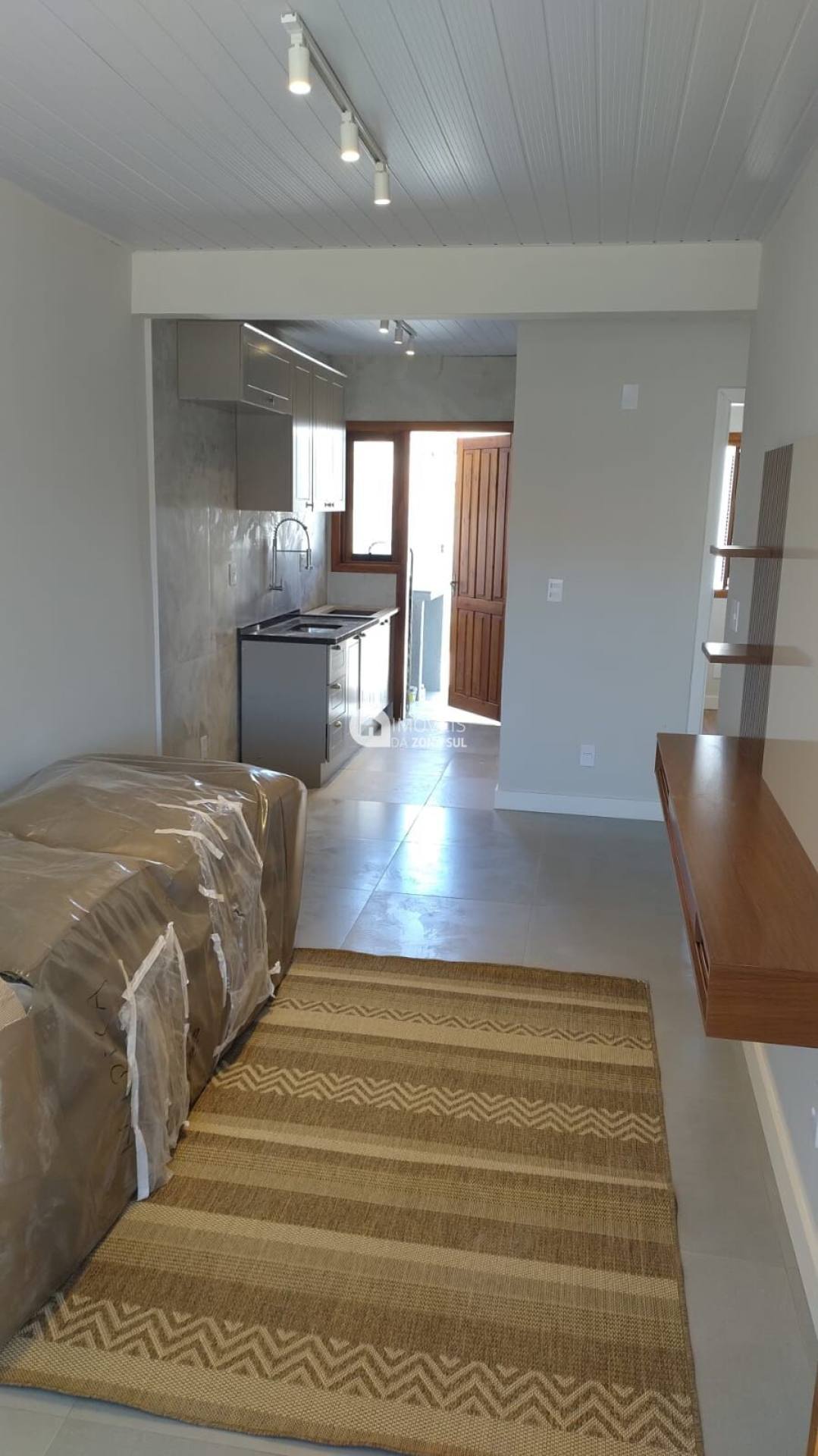 Casa para Vender com 2 vagas de garagem com 3 quartos 1 banheiro no bairro Hípica em Porto Alegre/RS
