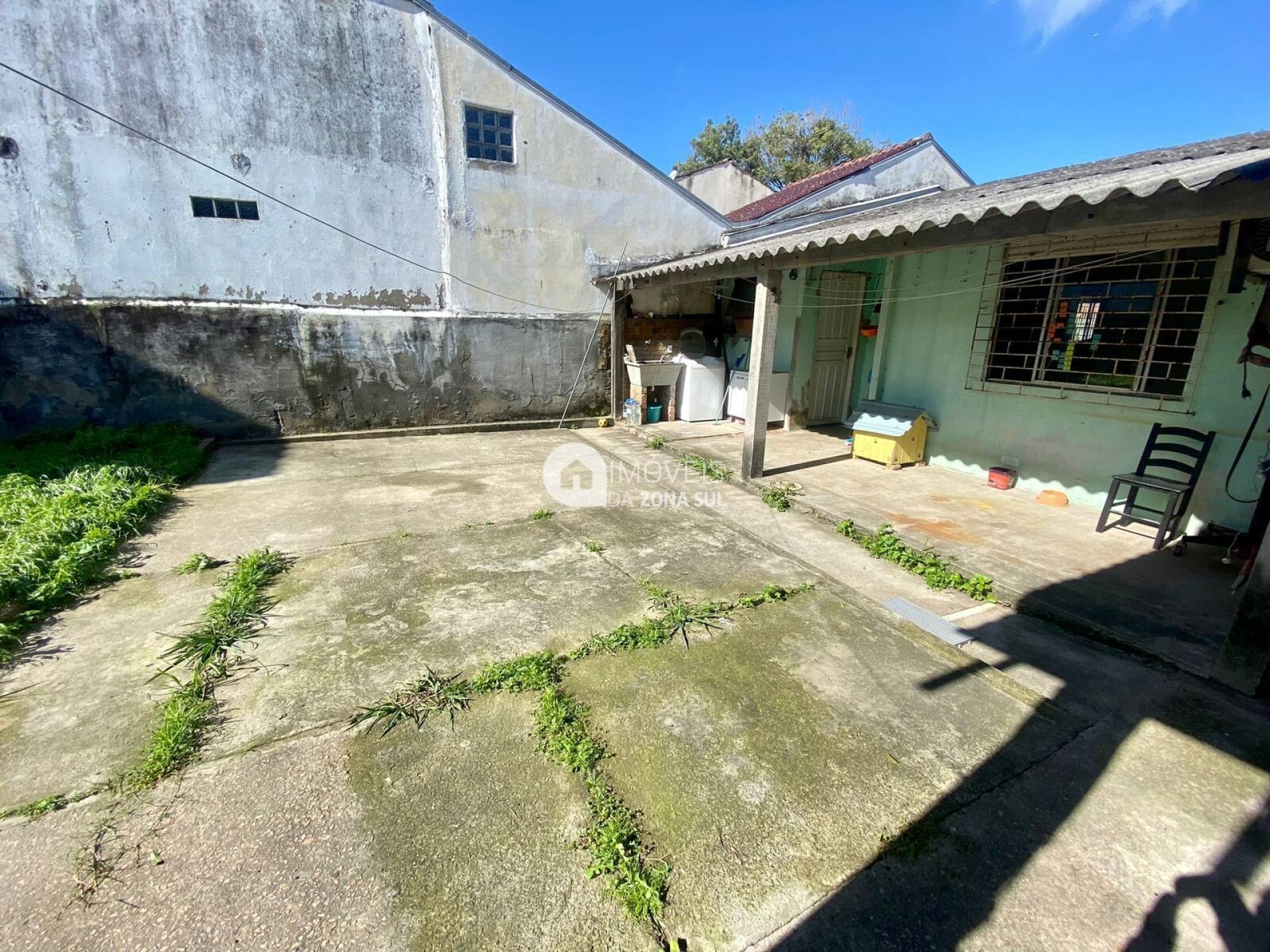 Ótima Casa Térrea de 3 Dormitórios em terreno de 367m²