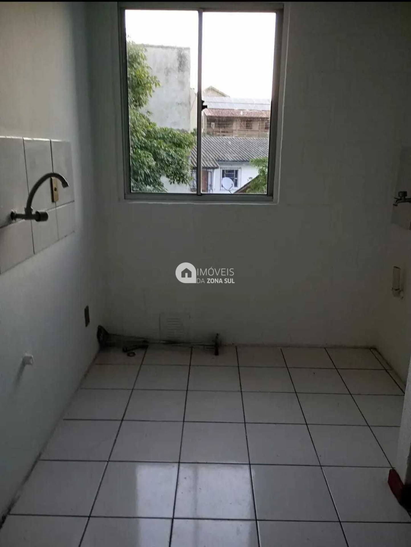 Apartamento para Vender com 1 vaga de garagem com 2 quartos 1 banheiro no bairro Campo Novo em Porto Alegre/RS
