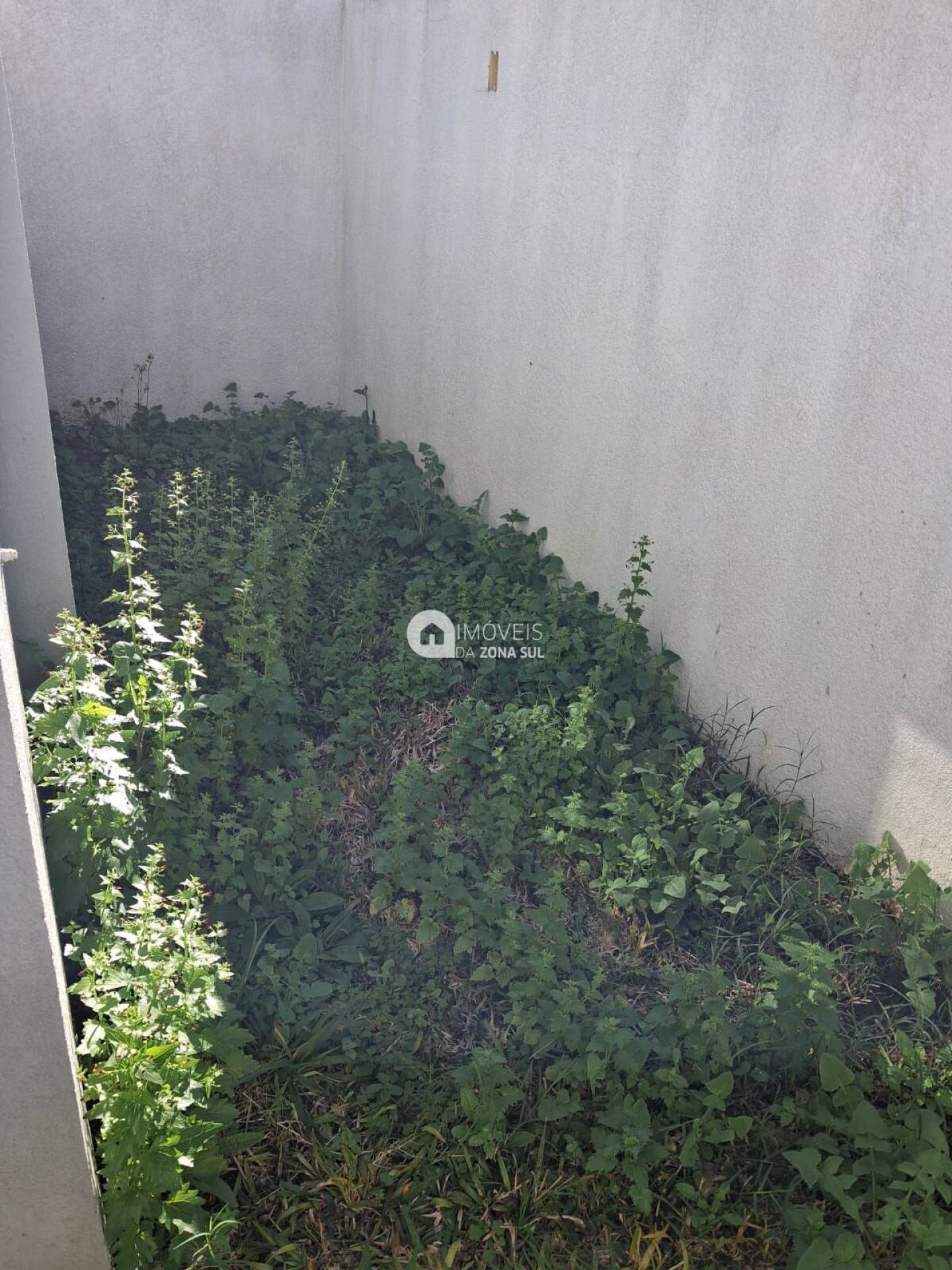 Casa para Vender com 1 vaga de garagem com 3 quartos 2 banheiros 1 suíte no bairro Aberta dos Morros em Porto Alegre/RS