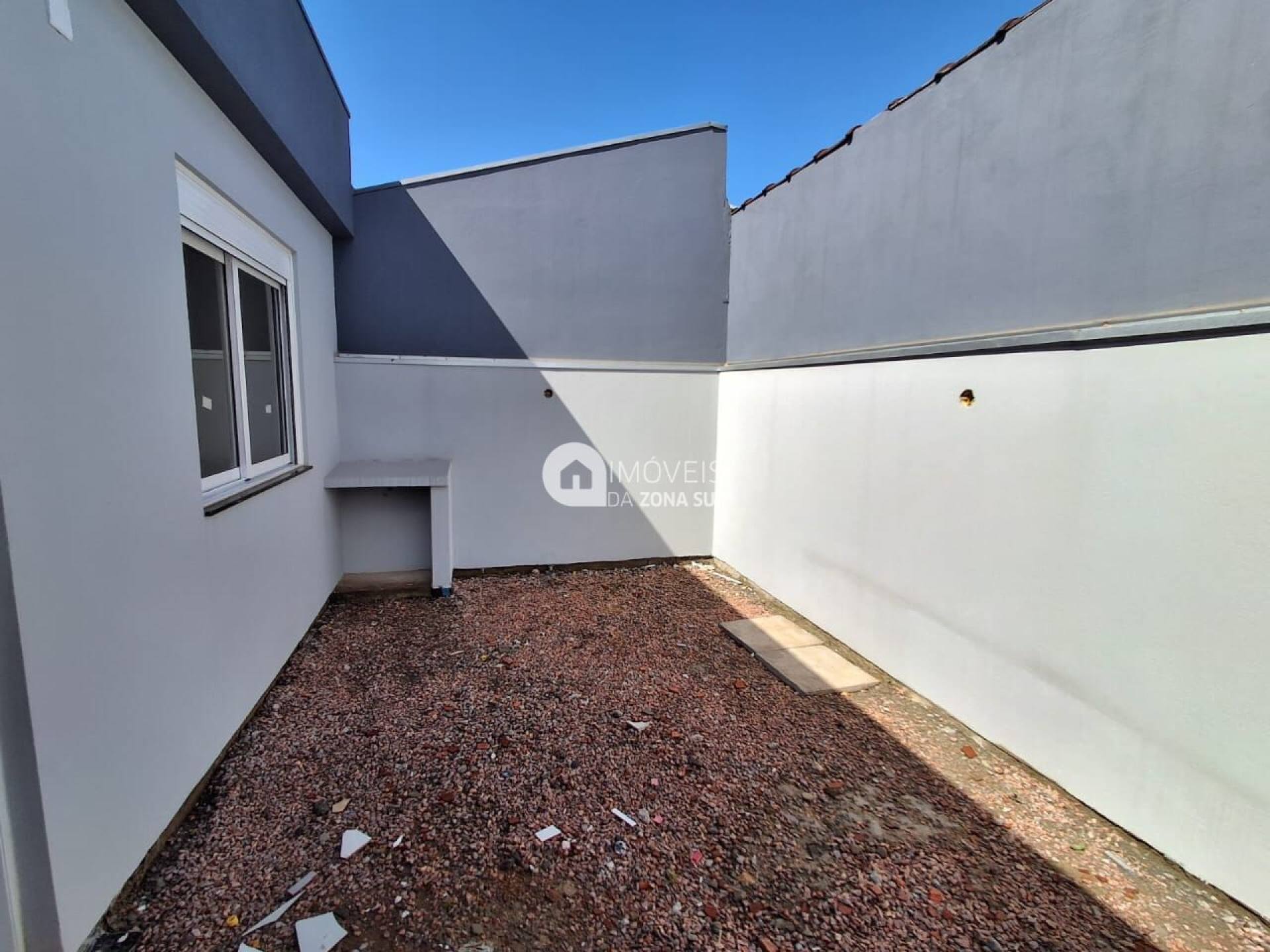 Casa para Vender com 1 vaga de garagem com 3 quartos 2 banheiros 1 suíte no bairro Aberta dos Morros em Porto Alegre/RS