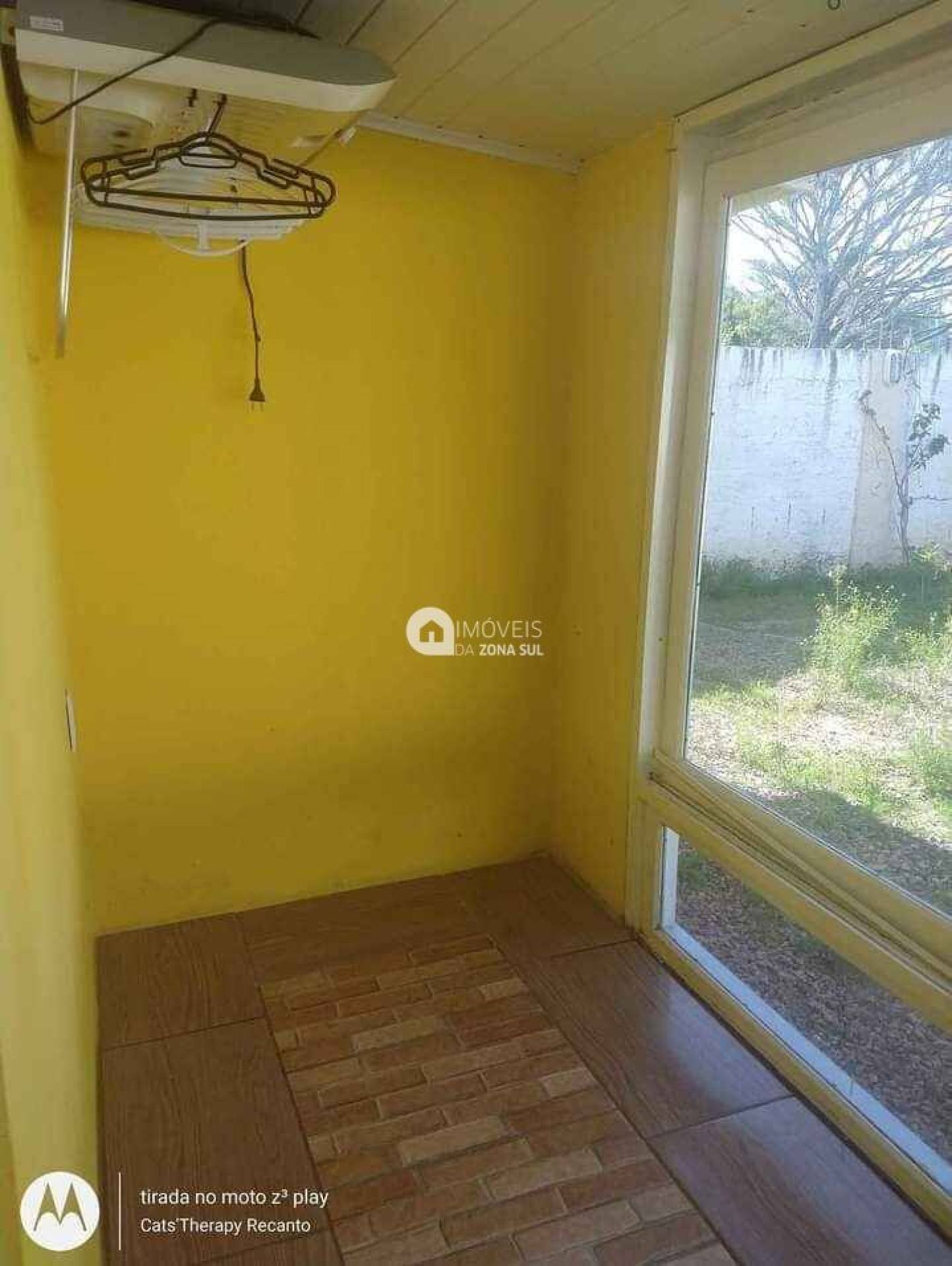Casa para Vender com 5 vagas de garagem com 2 quartos 2 banheiros no bairro Restinga em Porto Alegre/RS