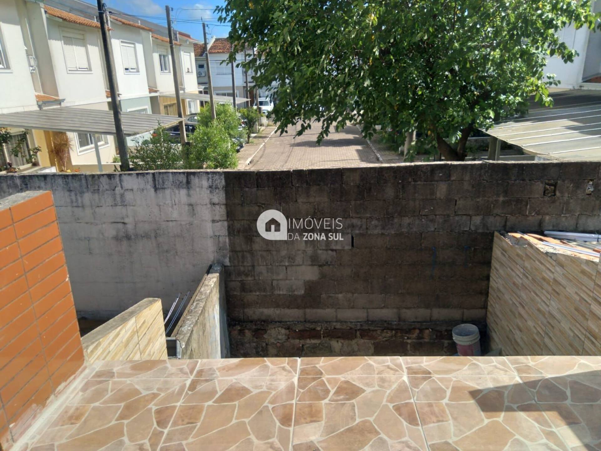 Casa para Vender com 1 vaga de garagem com 2 quartos 1 banheiro no bairro Hípica em Porto Alegre/RS