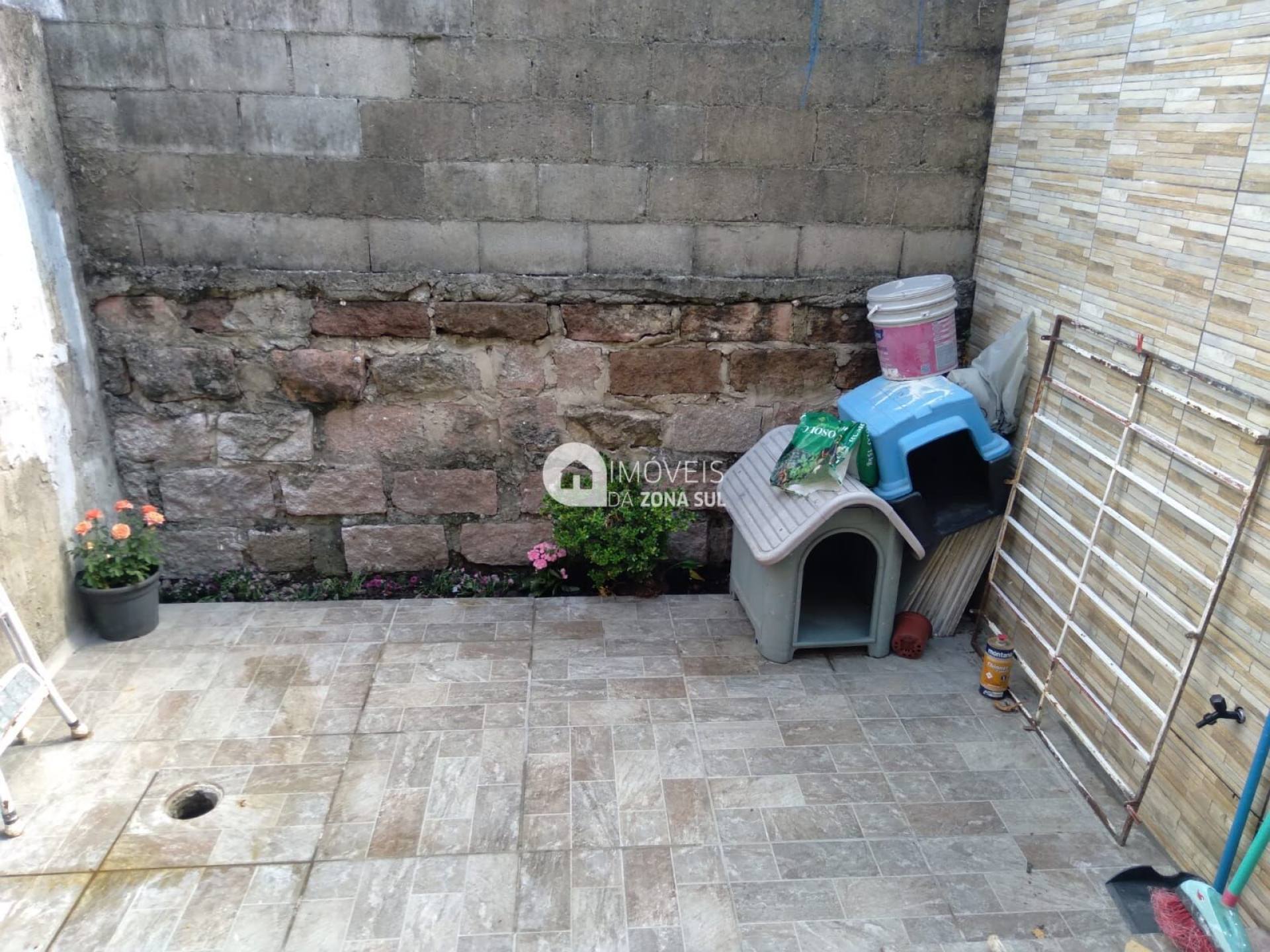 Casa para Vender com 1 vaga de garagem com 2 quartos 1 banheiro no bairro Hípica em Porto Alegre/RS