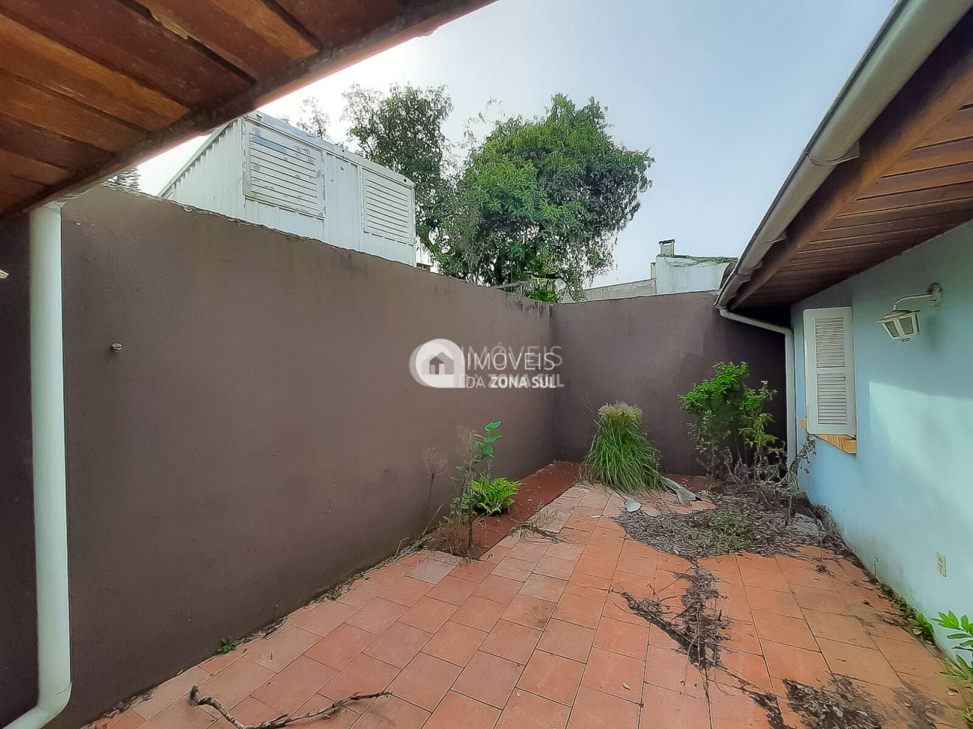 Casa para Vender com 6 vagas de garagem com 4 quartos 3 banheiros 1 suíte no bairro Espírito Santo em Porto Alegre/RS