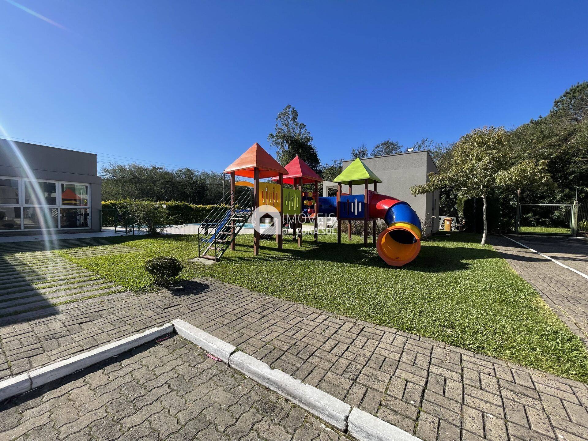 Casa para Vender com 3 quartos 4 banheiros 2 suítes no bairro Aberta dos Morros em Porto Alegre/RS