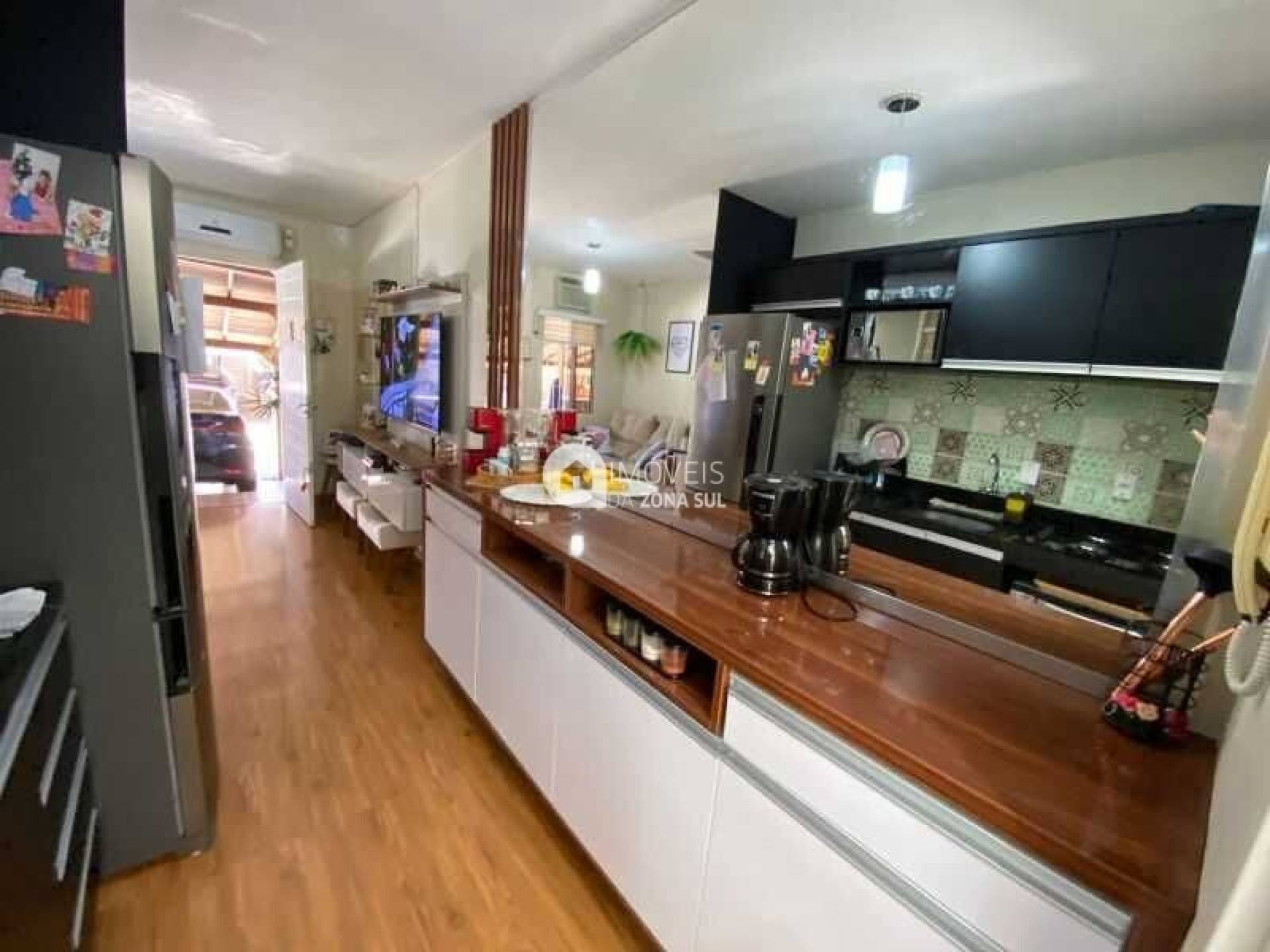 Sobrado para Vender com 1 vaga de garagem com 2 quartos 1 banheiro no bairro Aberta dos Morros em Porto Alegre/RS