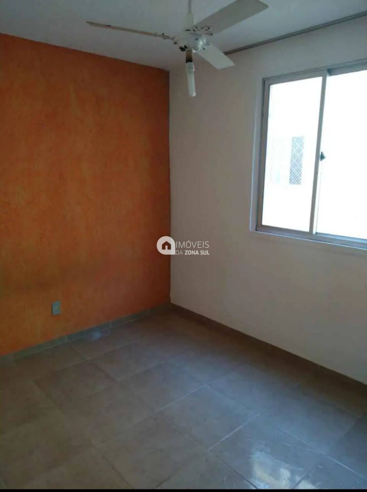 Apartamento para Vender com 1 vaga de garagem com 2 quartos 1 banheiro no bairro Vila Nova em Porto Alegre/RS