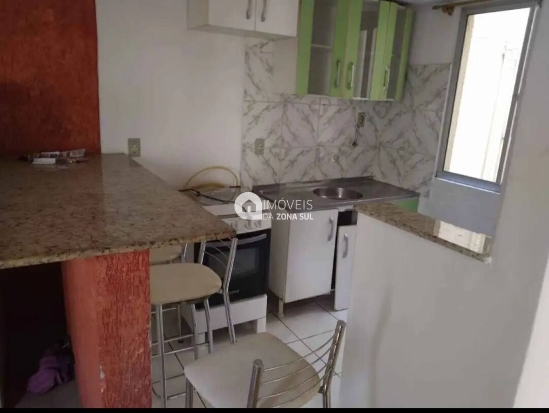 Apartamento para Vender com 1 vaga de garagem com 2 quartos 1 banheiro no bairro Vila Nova em Porto Alegre/RS