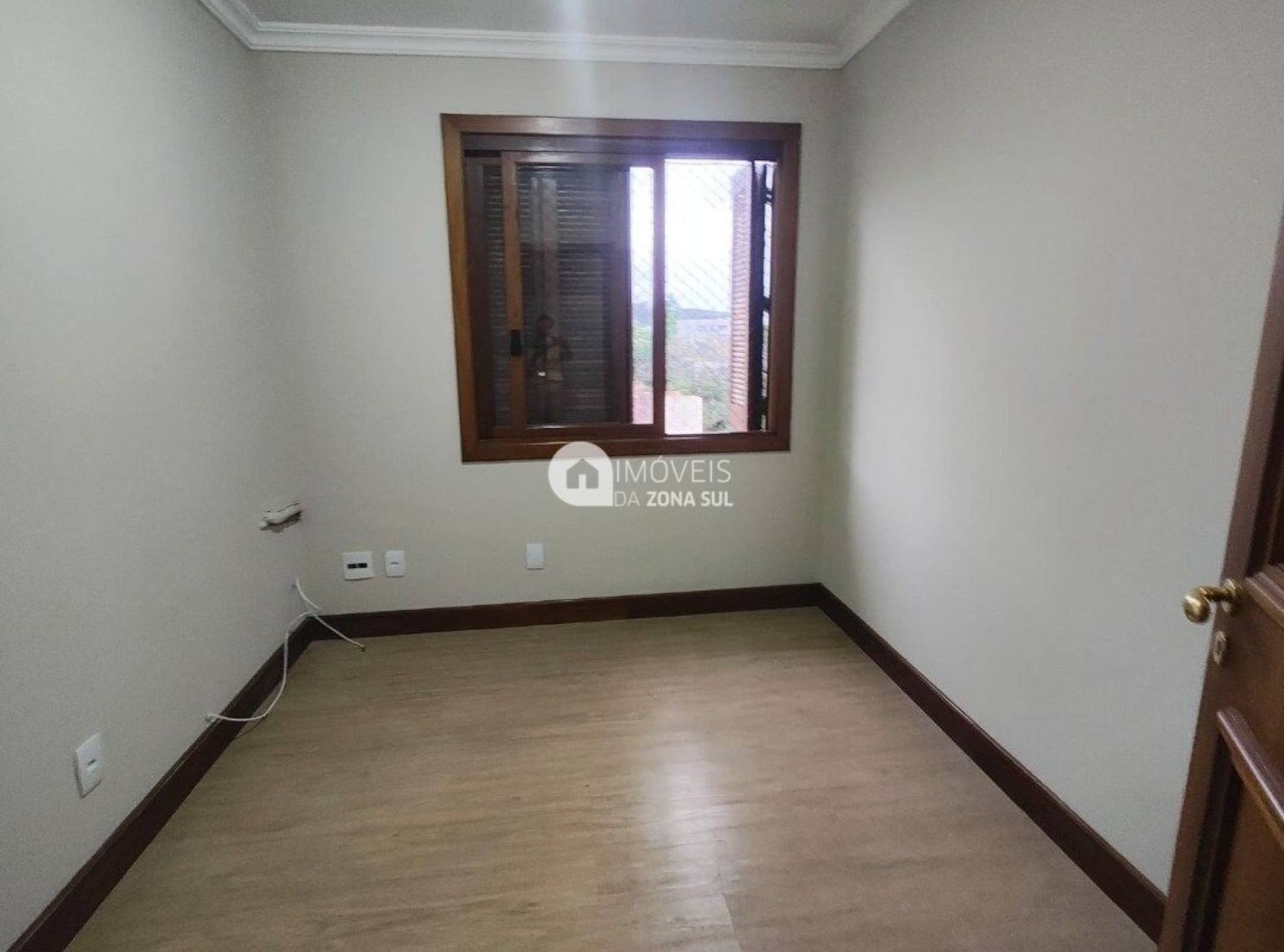 Apartamento 3 dormitórios na Tristeza