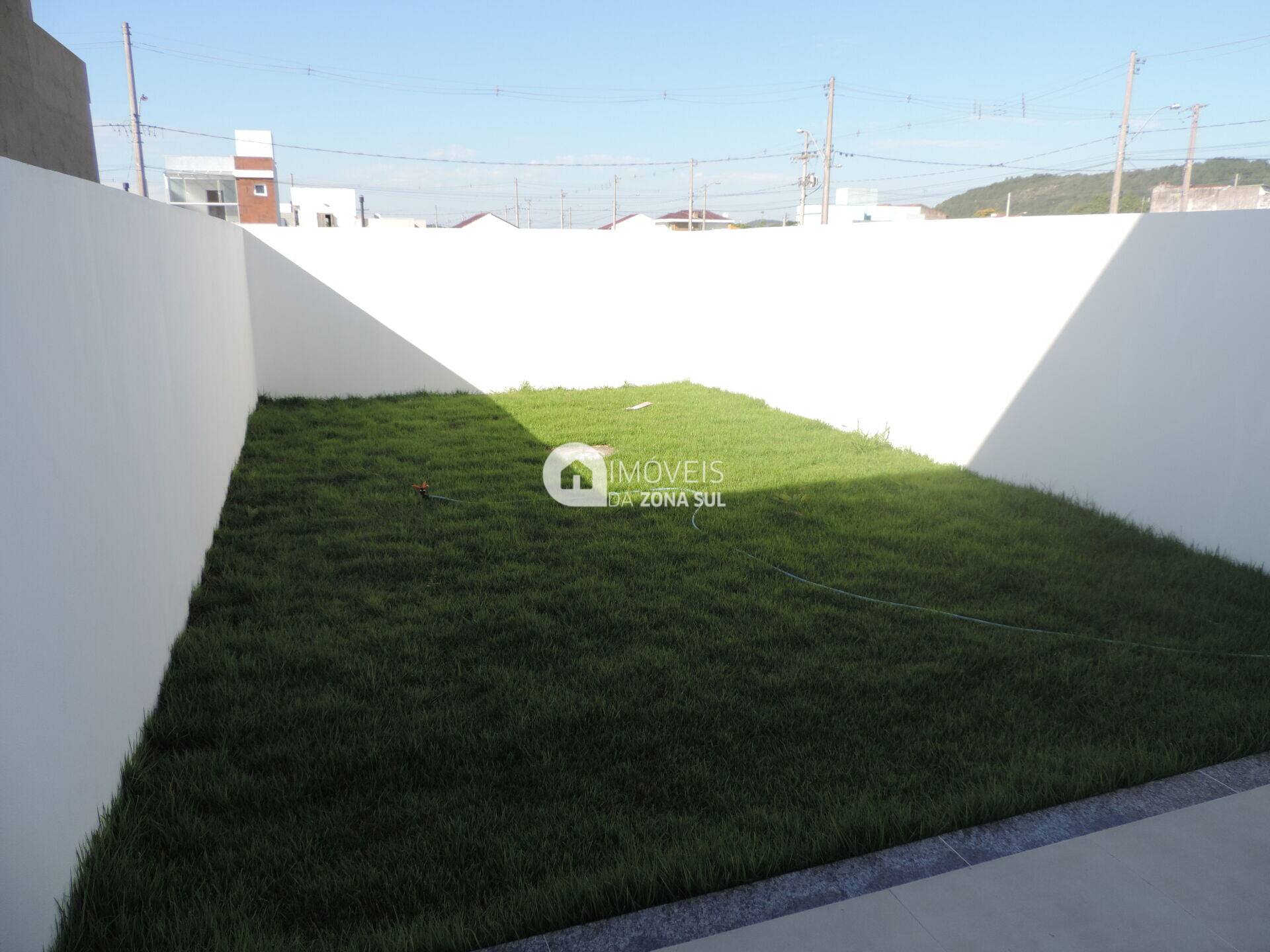 Casa para Vender com 1 vaga de garagem com 3 quartos 2 banheiros 1 suíte no bairro Aberta dos Morros em Porto Alegre/RS