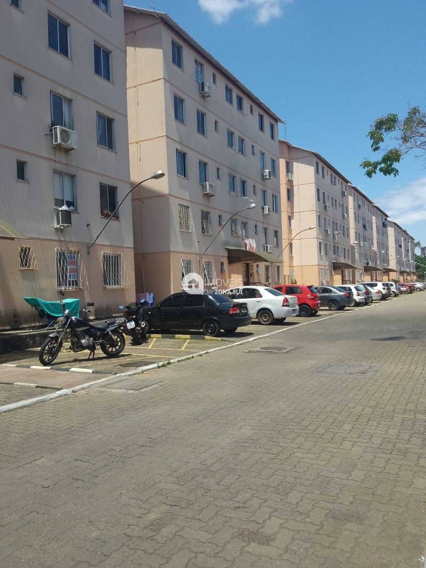 Apartamento para Vender com 3 vagas de garagem com 1 quarto 1 banheiro no bairro Vila Nova em Porto Alegre/RS