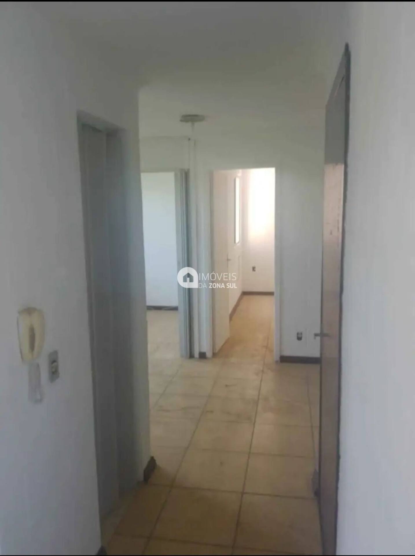 Apartamento para Vender com 3 vagas de garagem com 1 quarto 1 banheiro no bairro Vila Nova em Porto Alegre/RS