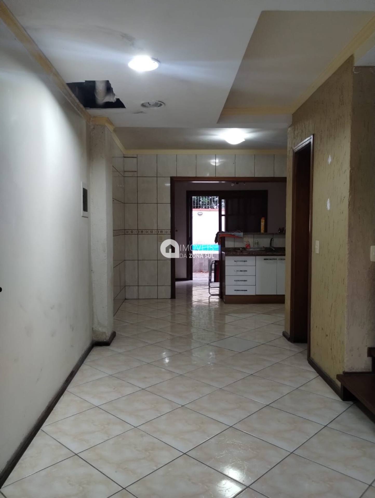 Casa para Vender com 1 vaga de garagem com 3 quartos 3 banheiros 1 suíte no bairro Hípica em Porto Alegre/RS