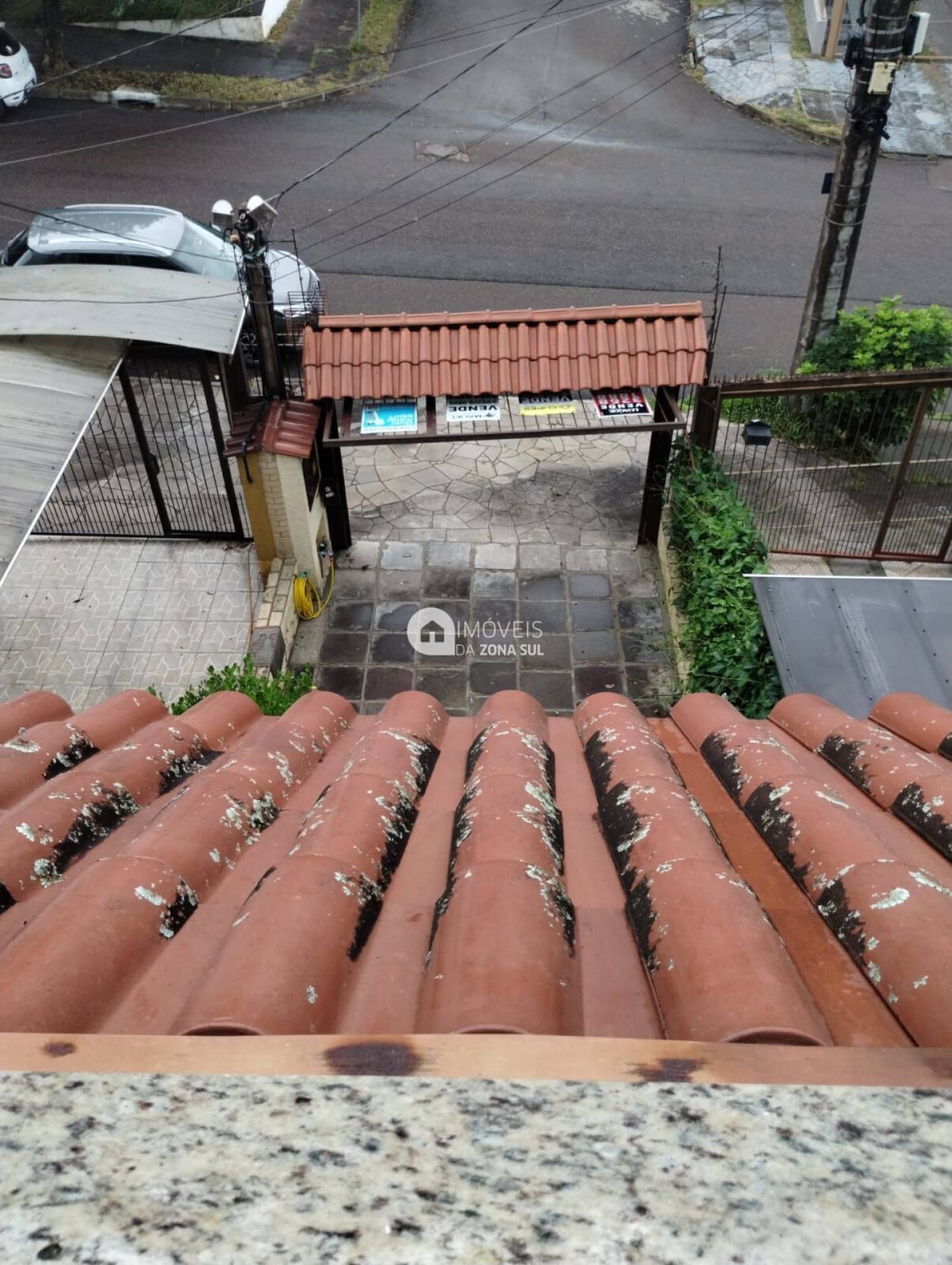 Casa para Vender com 1 vaga de garagem com 3 quartos 3 banheiros 1 suíte no bairro Hípica em Porto Alegre/RS