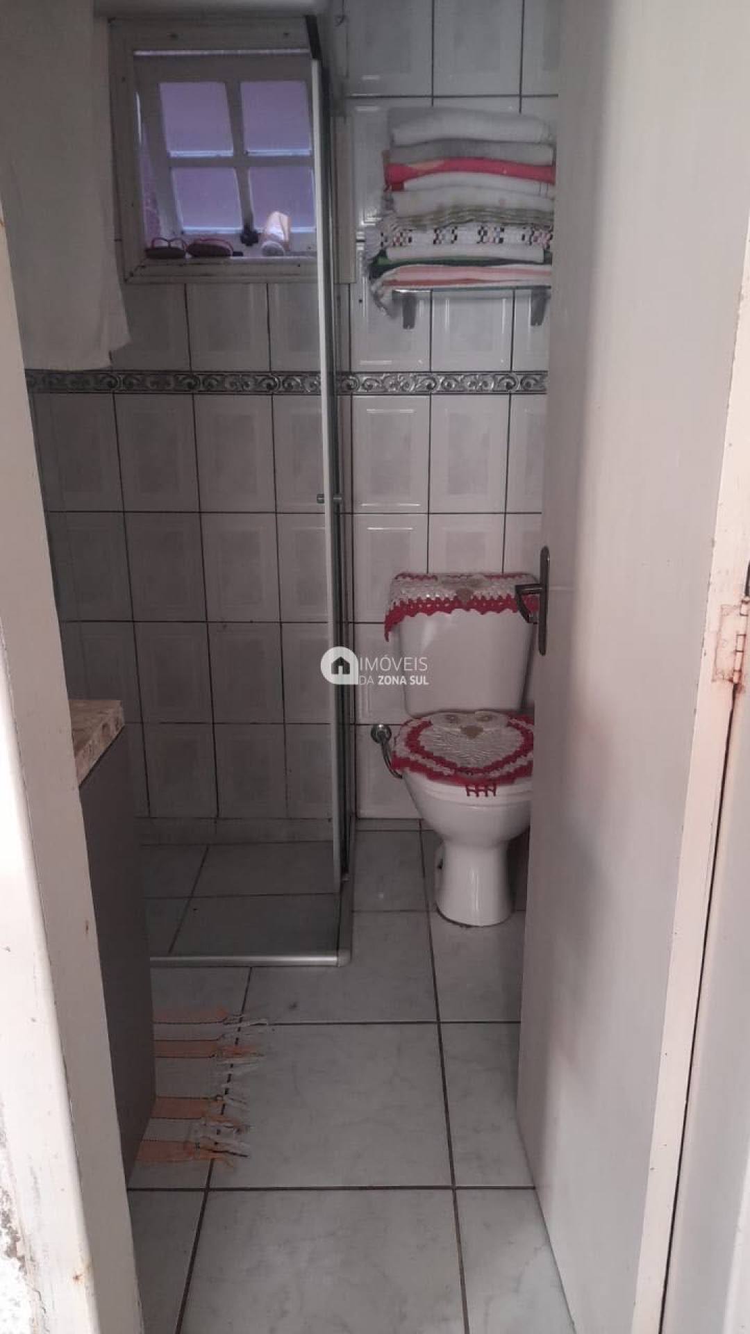 Casa para Vender com 1 vaga de garagem com 2 quartos 1 banheiro no bairro Campo Novo em Porto Alegre/RS