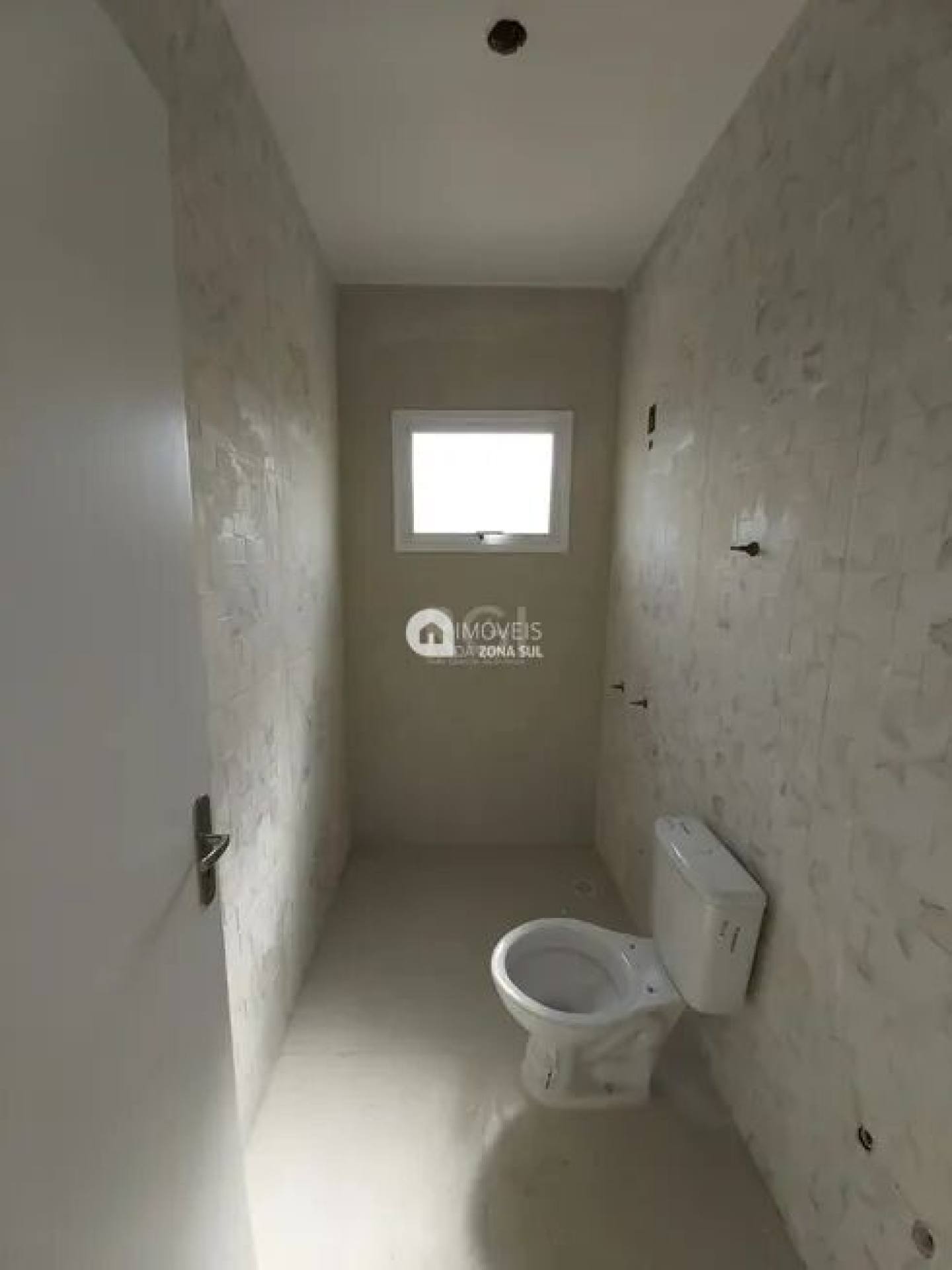 Casa para Vender com 1 vaga de garagem com 2 quartos 2 banheiros 2 suítes no bairro Hípica em Porto Alegre/RS