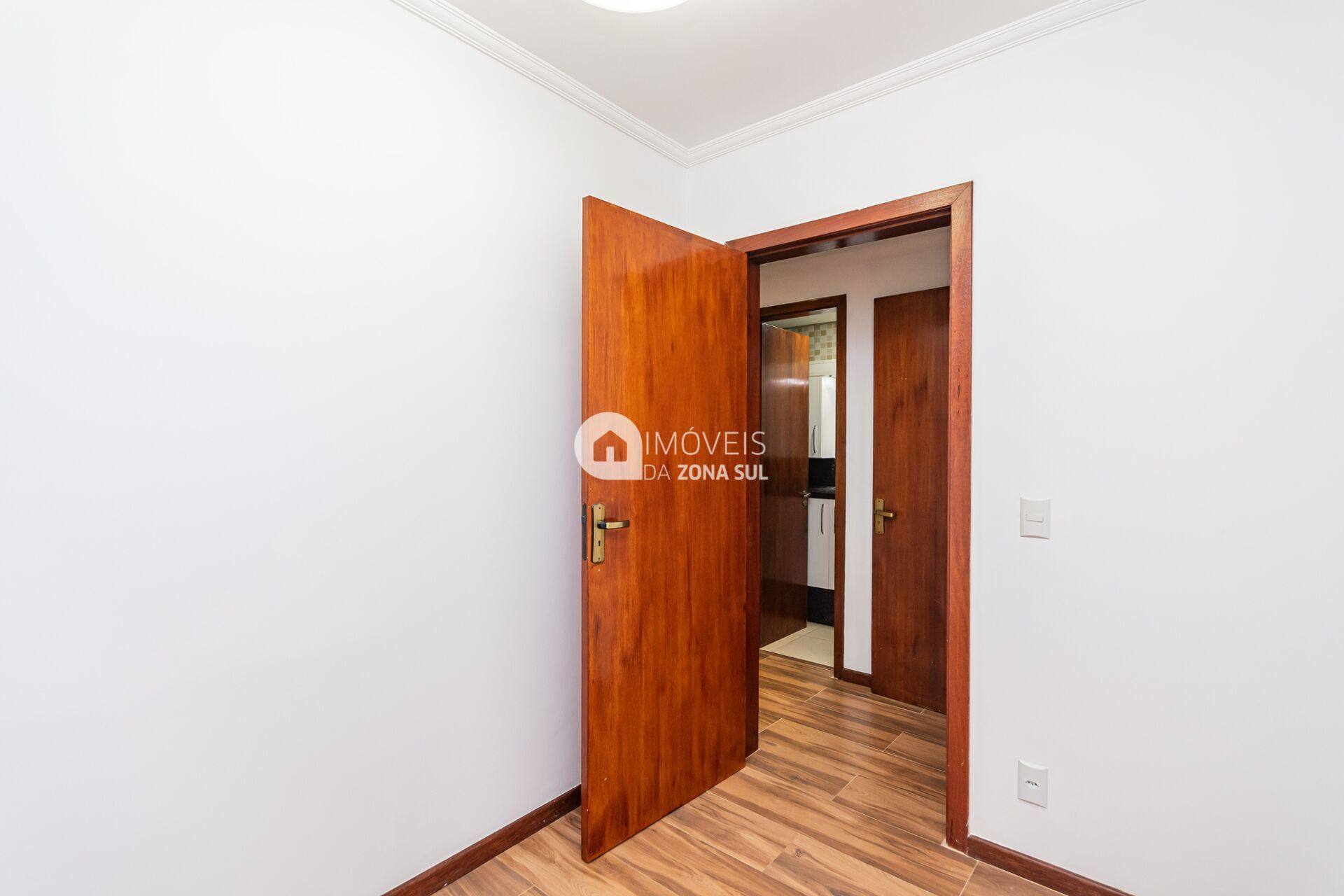 Apartamento Térreo 3 Dormitórios em Ipanema