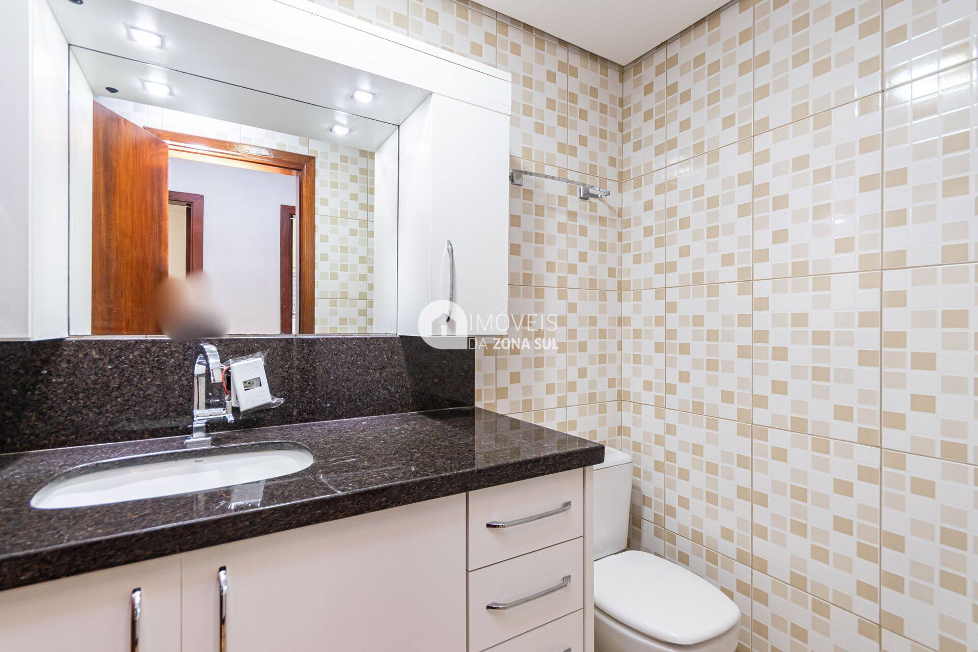 Apartamento Térreo 3 Dormitórios em Ipanema