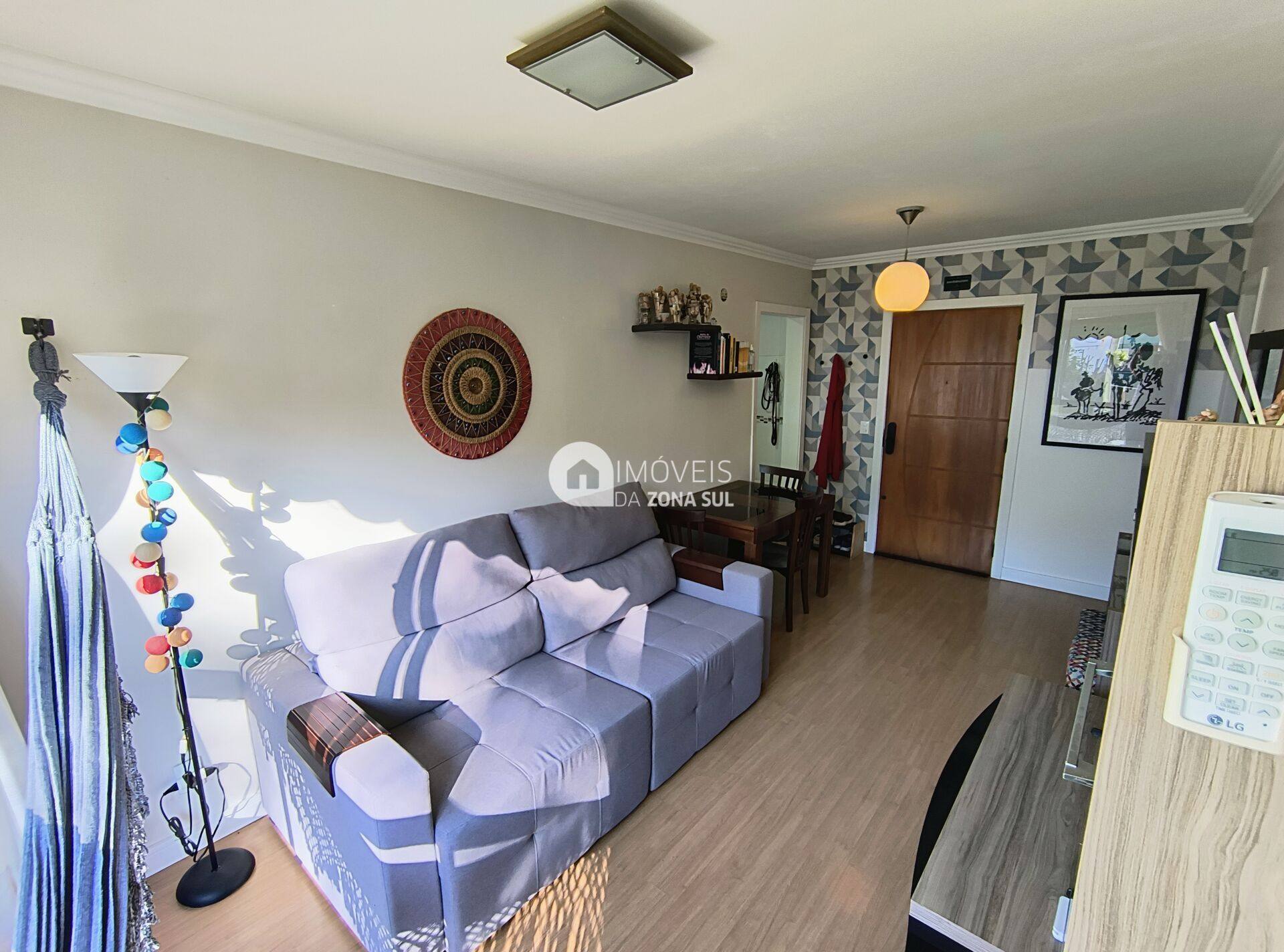 Apartamento para Vender com 2 vagas de garagem com 2 quartos 1 banheiro no bairro Nonoai em Porto Alegre/RS