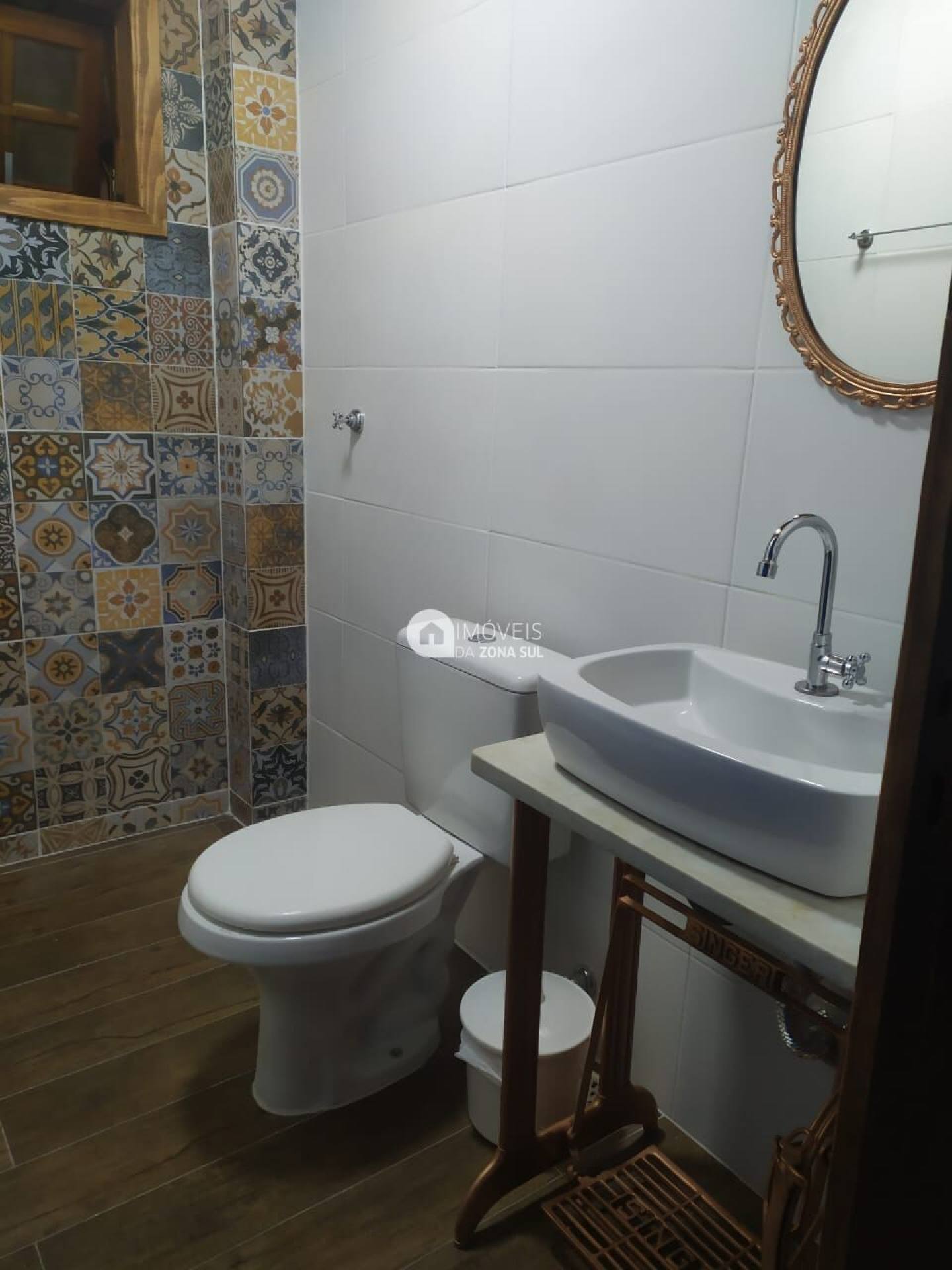 Casa para Vender com 1 vaga de garagem com 3 quartos 2 banheiros no bairro Hípica em Porto Alegre/RS