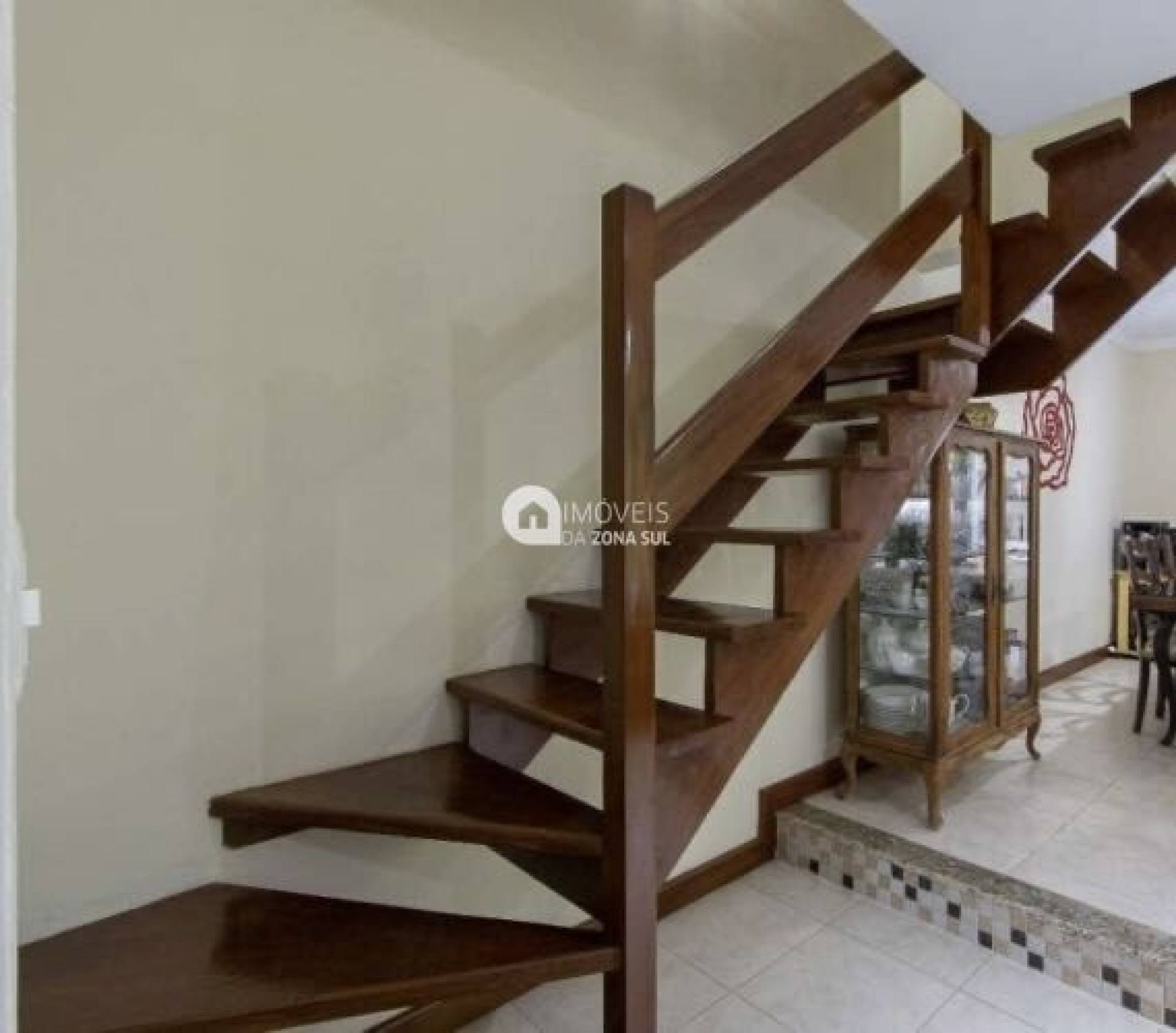 Amplo sobrado no Guarujá