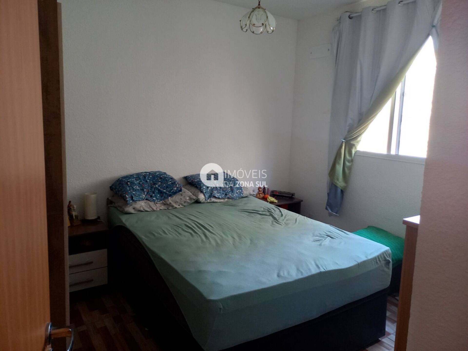 Apartamento para Vender com 1 vaga de garagem com 2 quartos 1 banheiro no bairro Restinga em Porto Alegre/RS