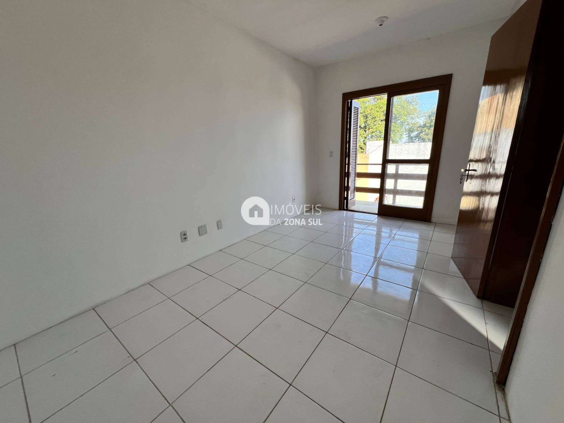 Casa para Vender com 1 vaga de garagem com 3 quartos 2 banheiros 1 suíte no bairro Ipanema em Porto Alegre/RS