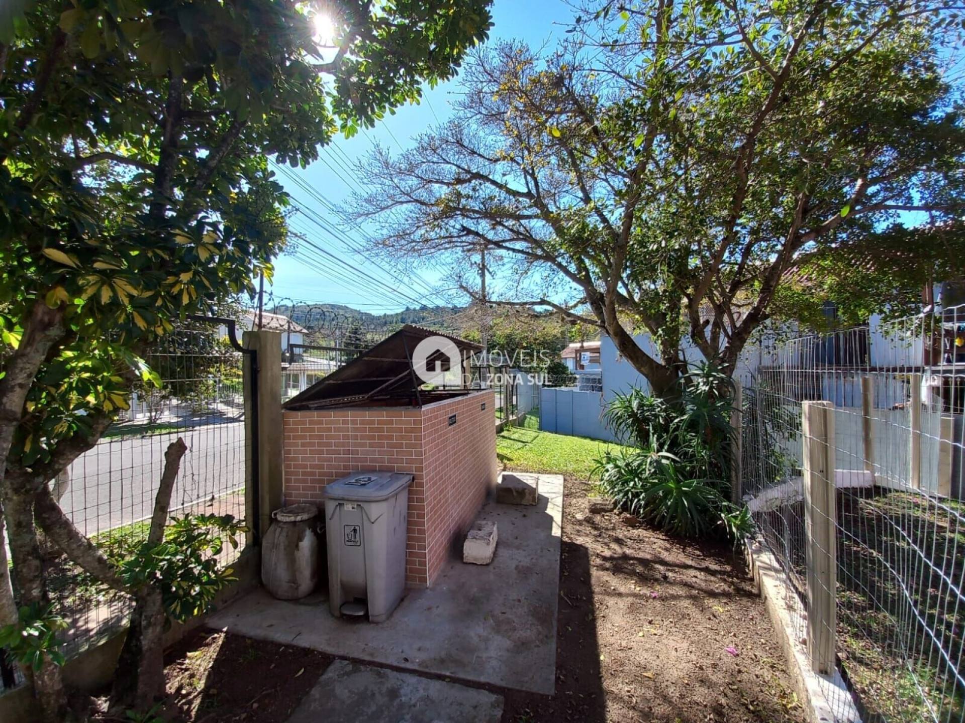 Casa para Vender com 1 vaga de garagem com 2 quartos 2 banheiros 1 suíte no bairro Aberta dos Morros em Porto Alegre/RS