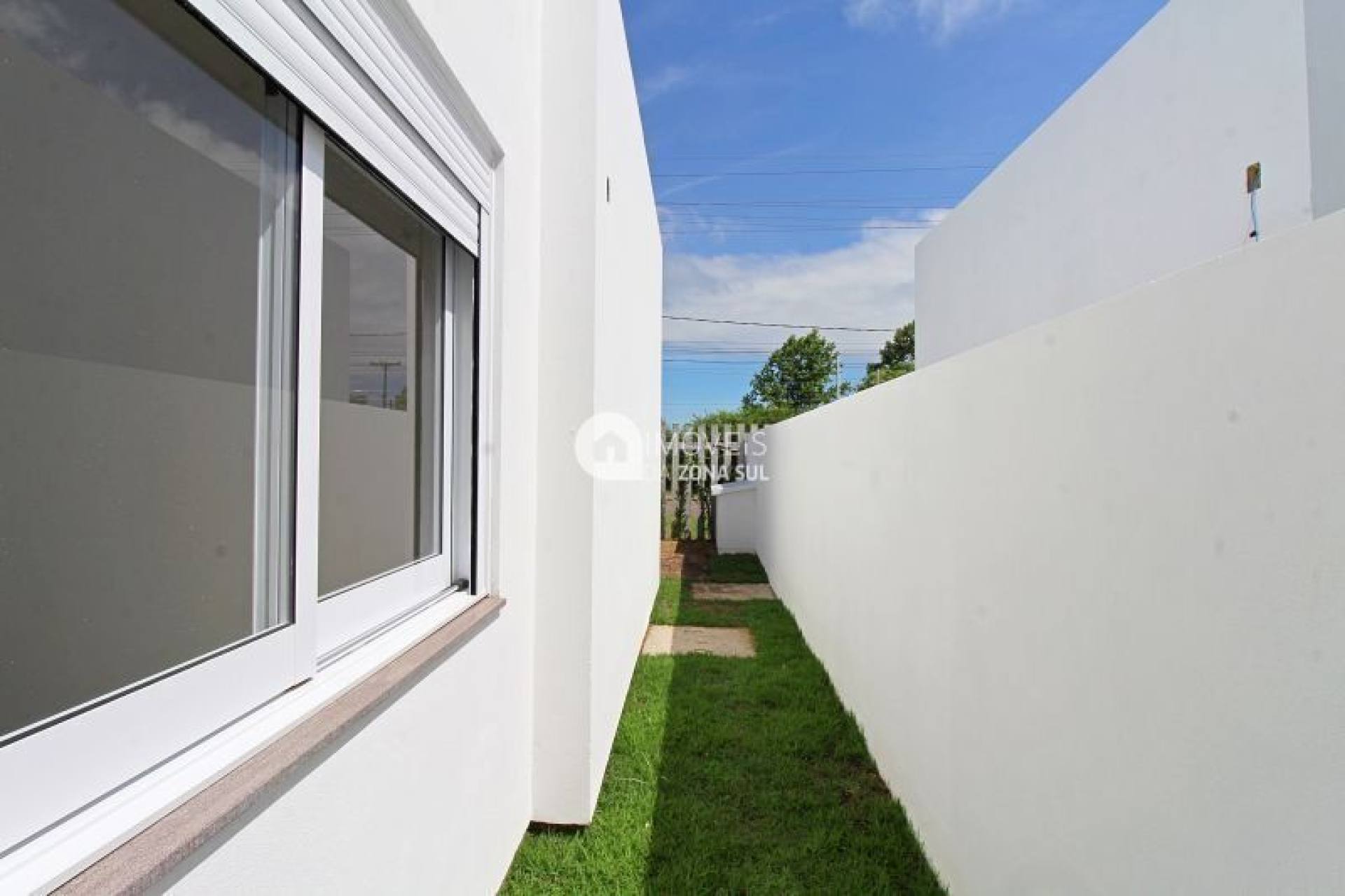 Ótima Casa Térrea em Condomínio na Hípica