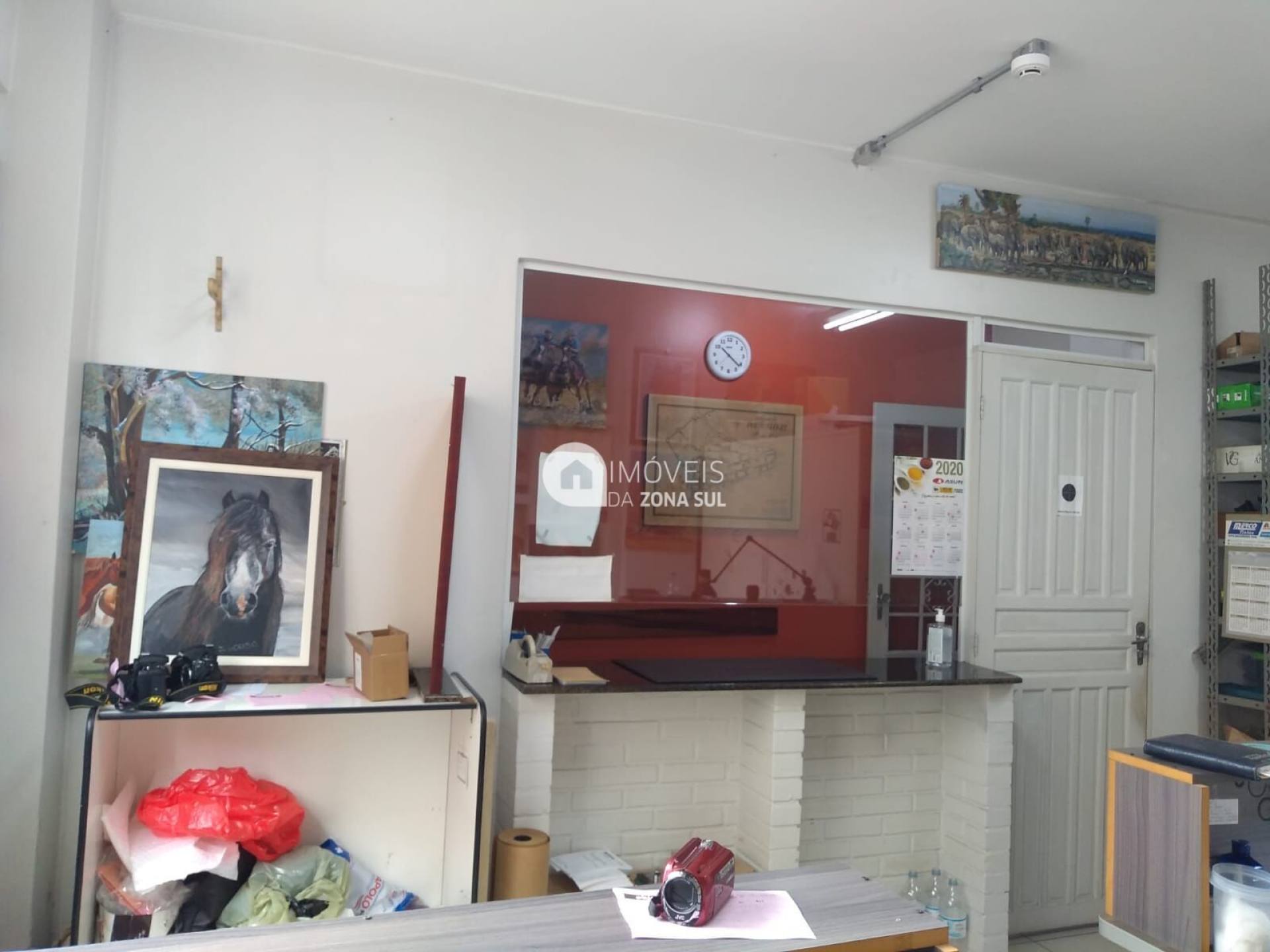 Sala para Vender com 1 banheiro no bairro Centro Histórico em Porto Alegre/RS